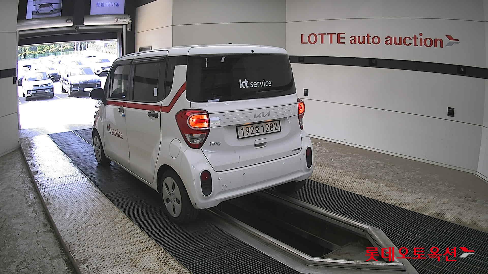Kia Ray - 4