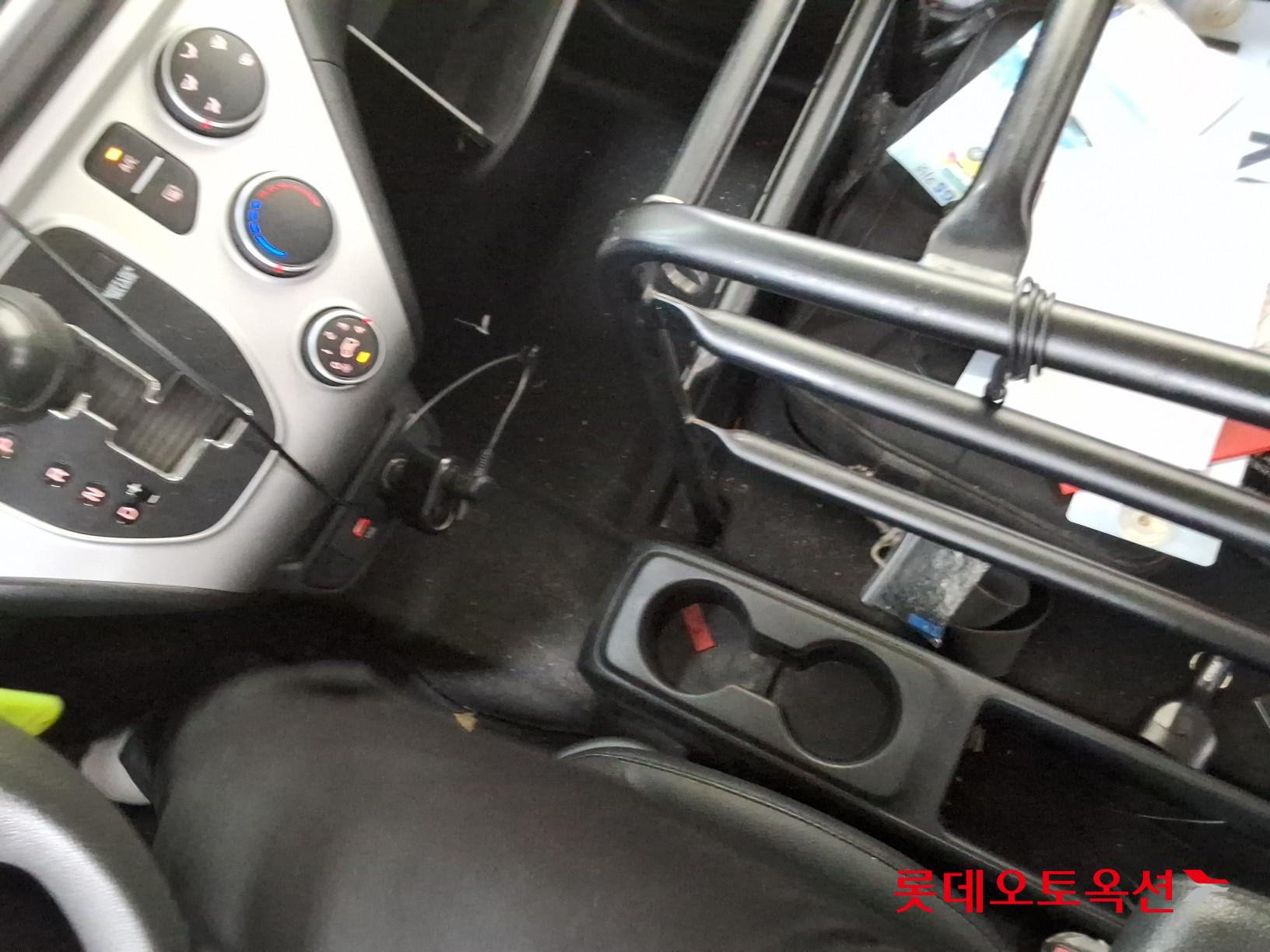 Kia Ray - 33