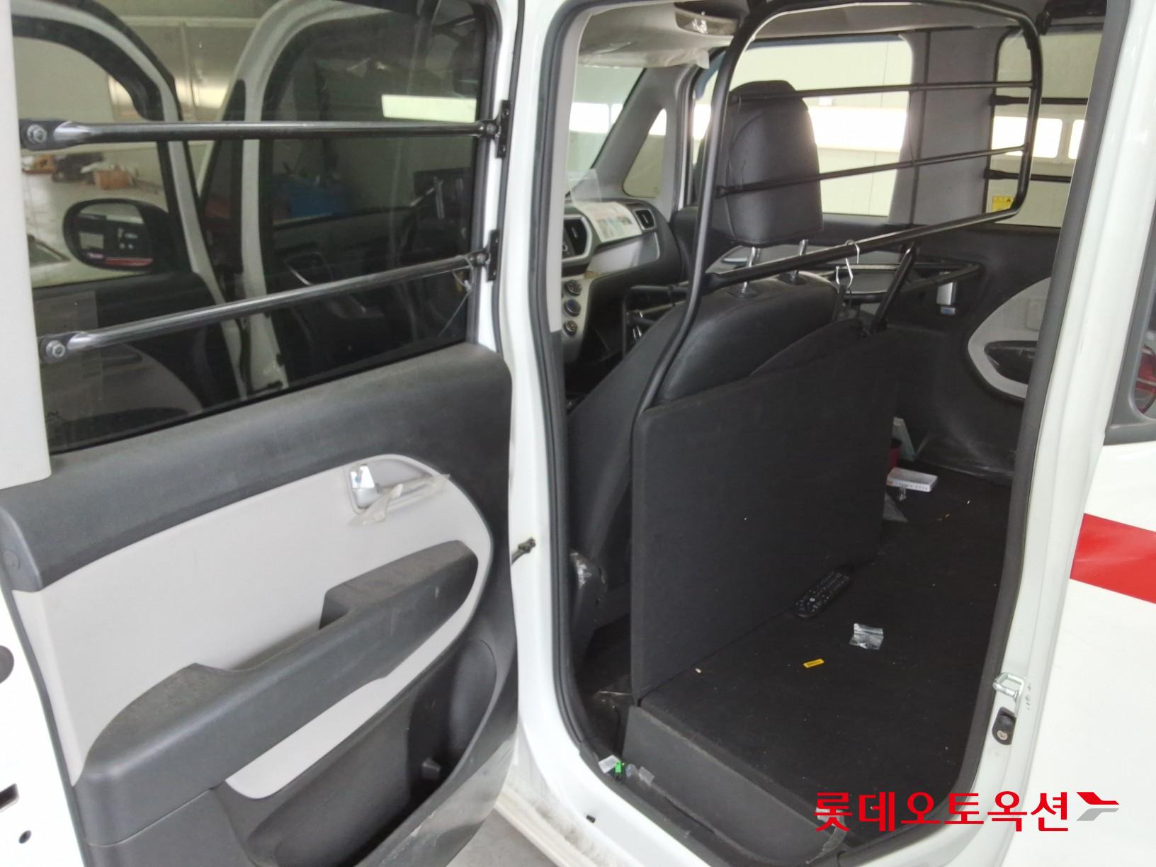 Kia Ray - 37