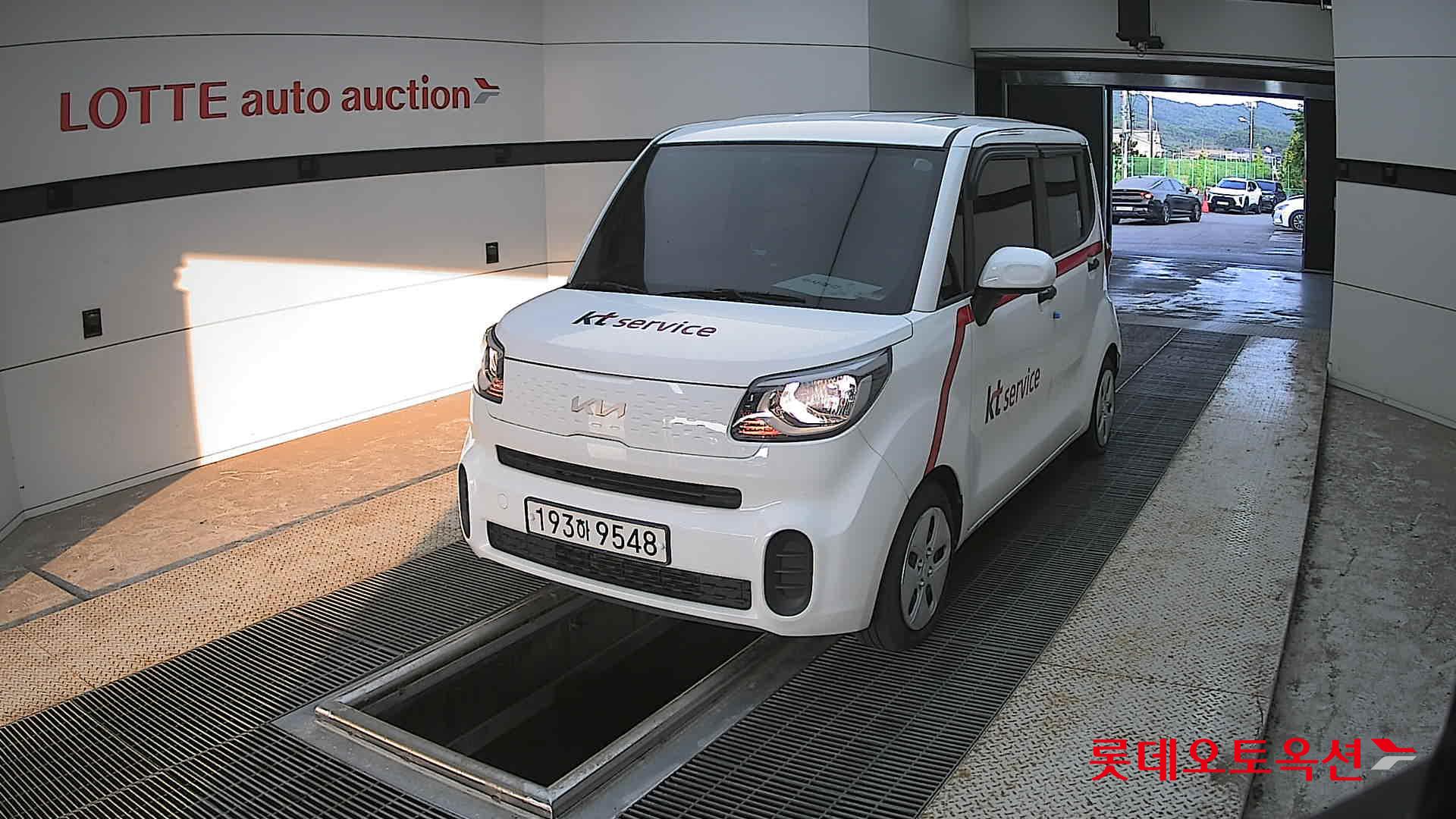Kia Ray - 10