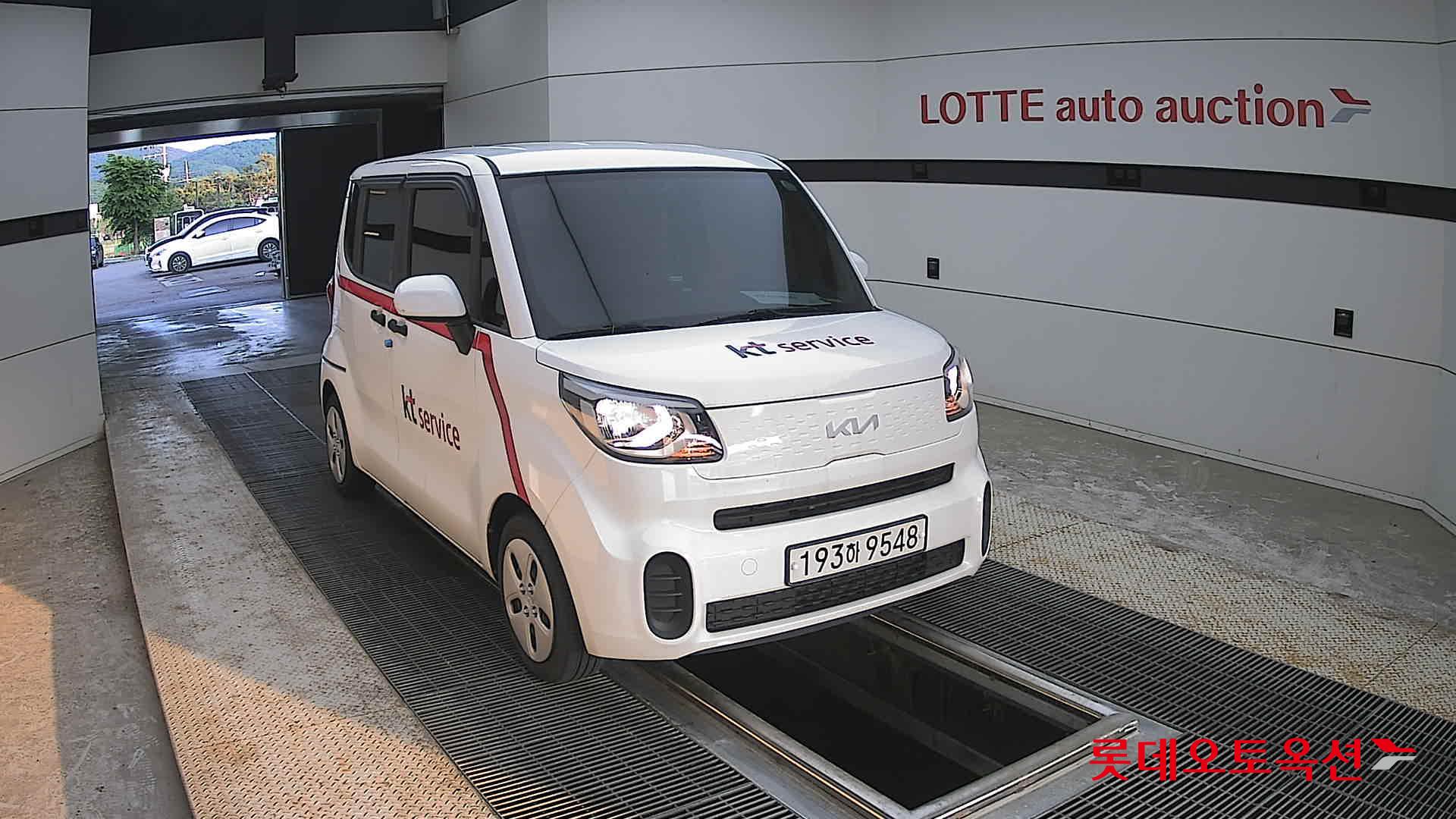 Kia Ray - 24