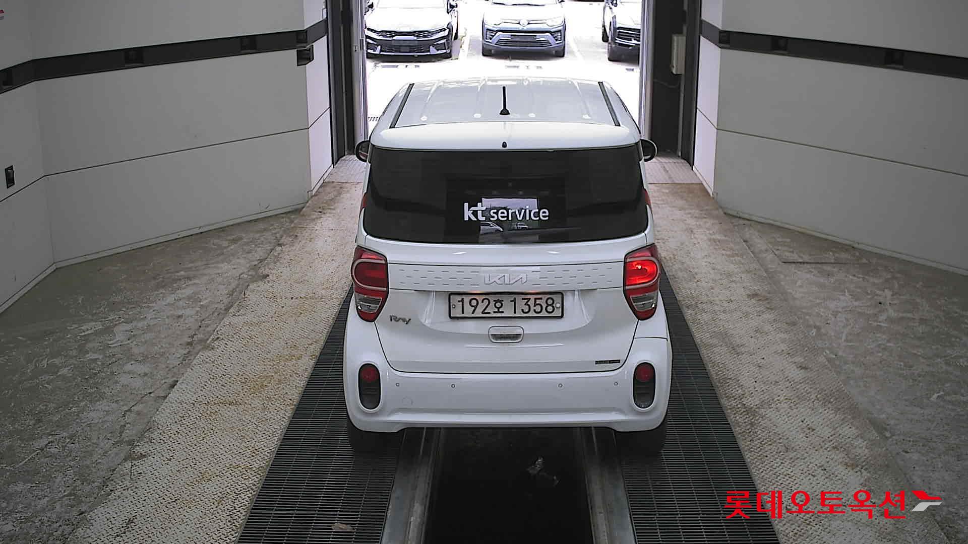 Kia Ray - 17