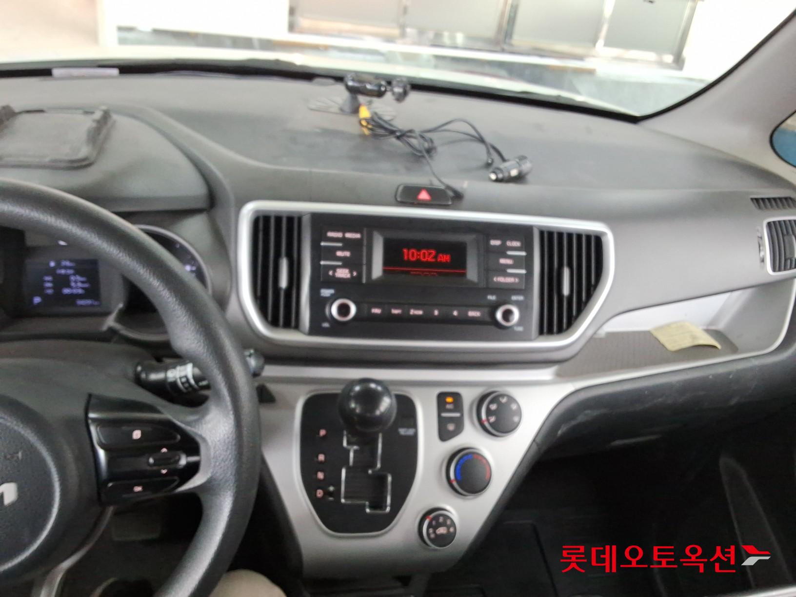 Kia Ray - 32