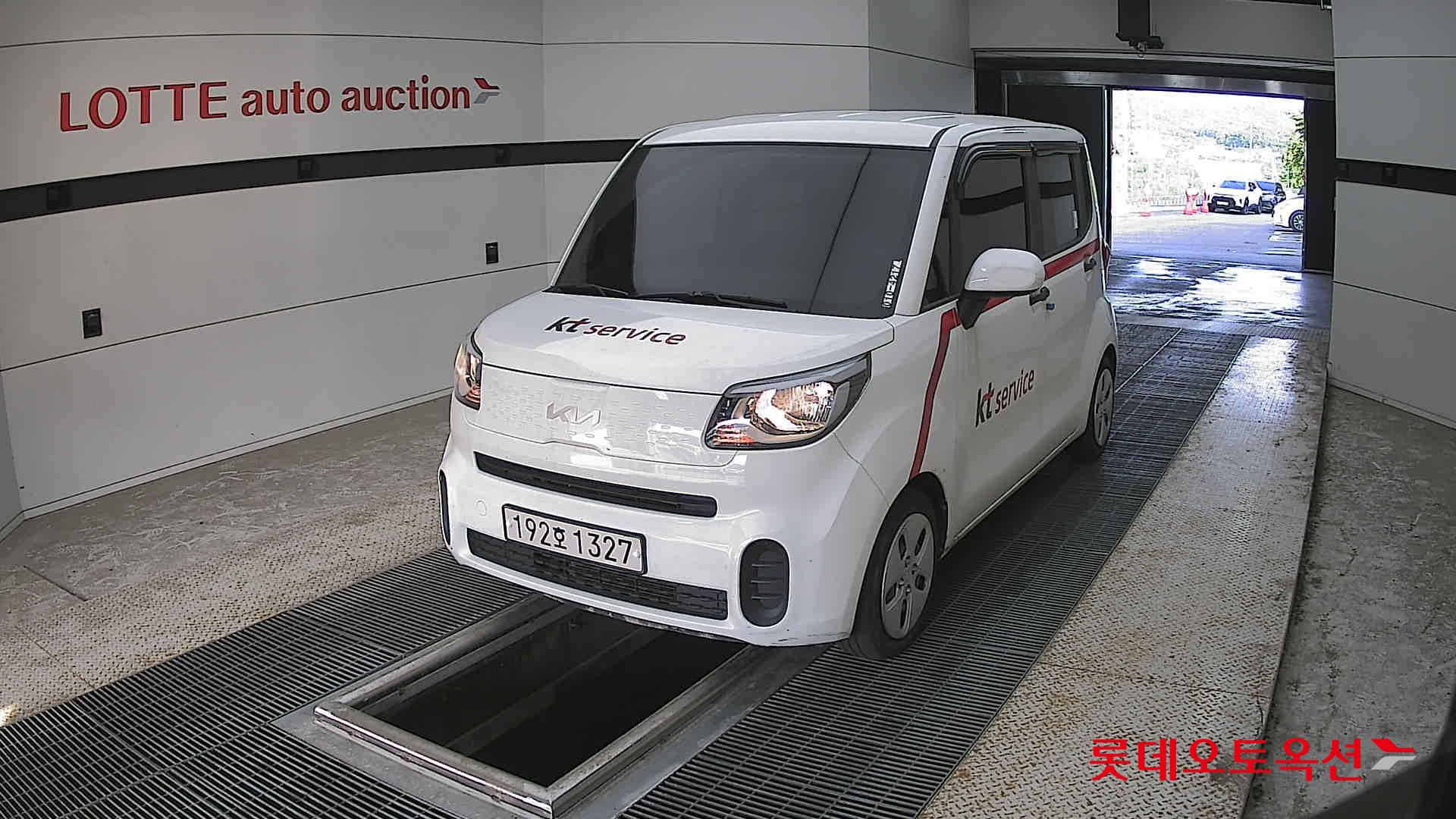 Kia Ray - 10