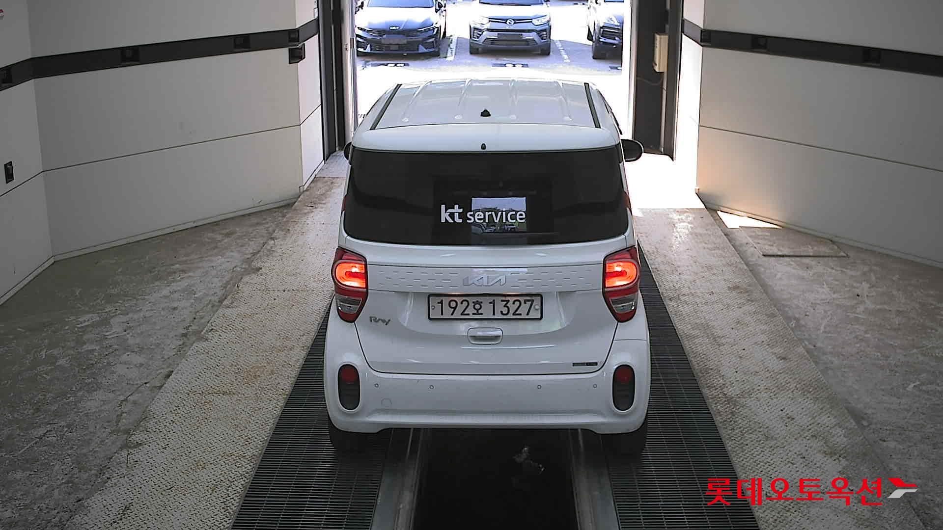 Kia Ray - 17