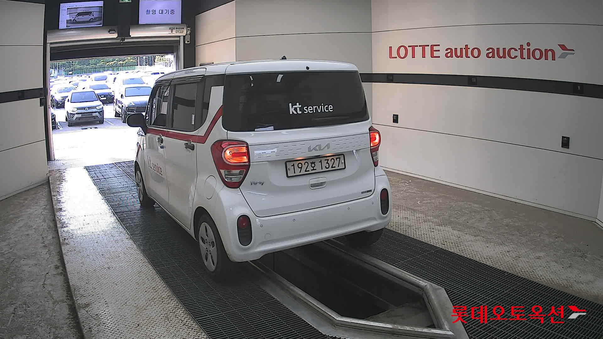 Kia Ray - 16