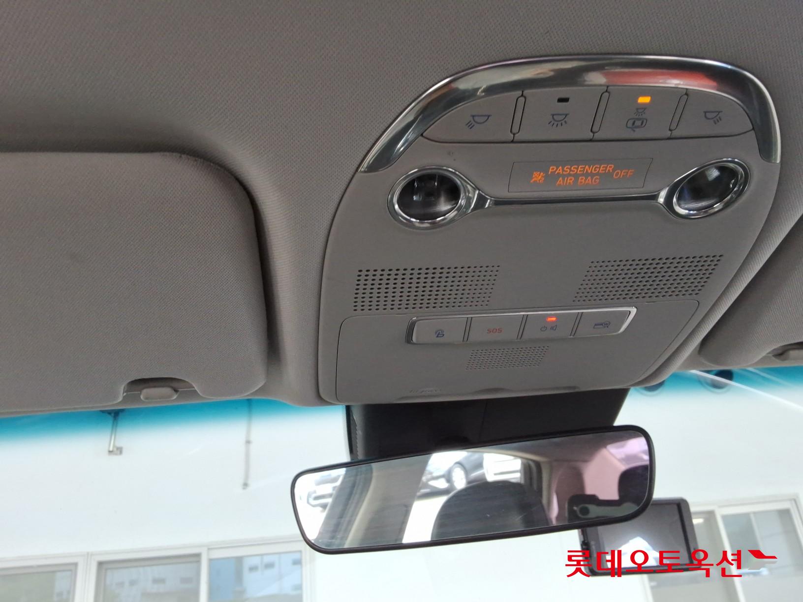 Hyundai Grandeur - 35