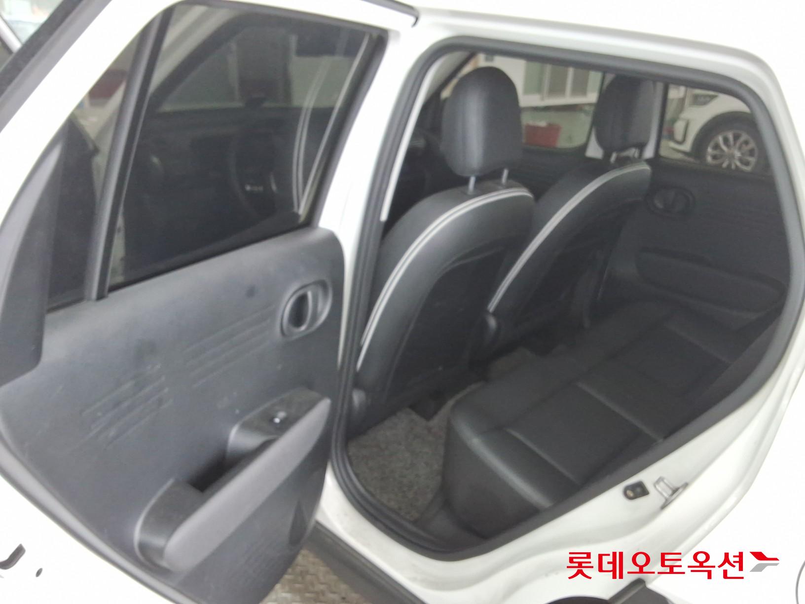 Hyundai Casper - 36