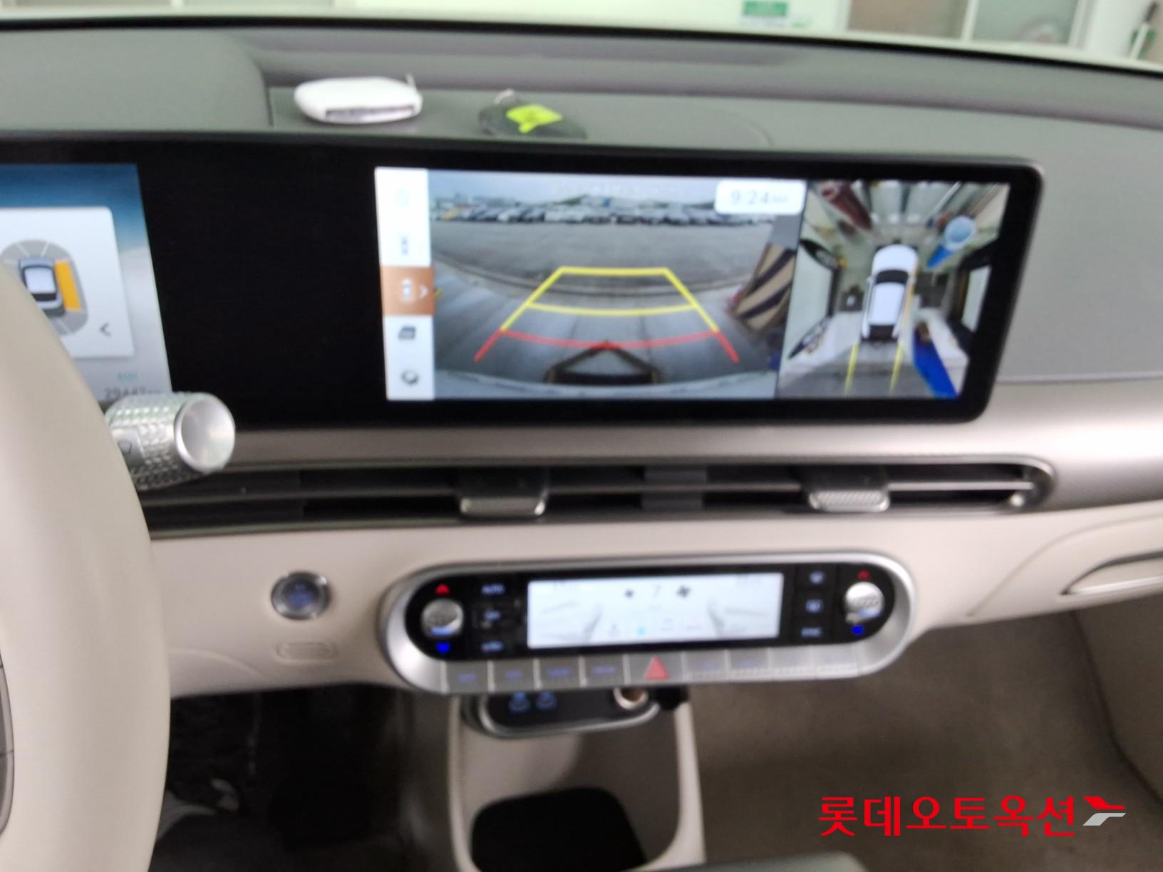제네시스 GV60 - 33