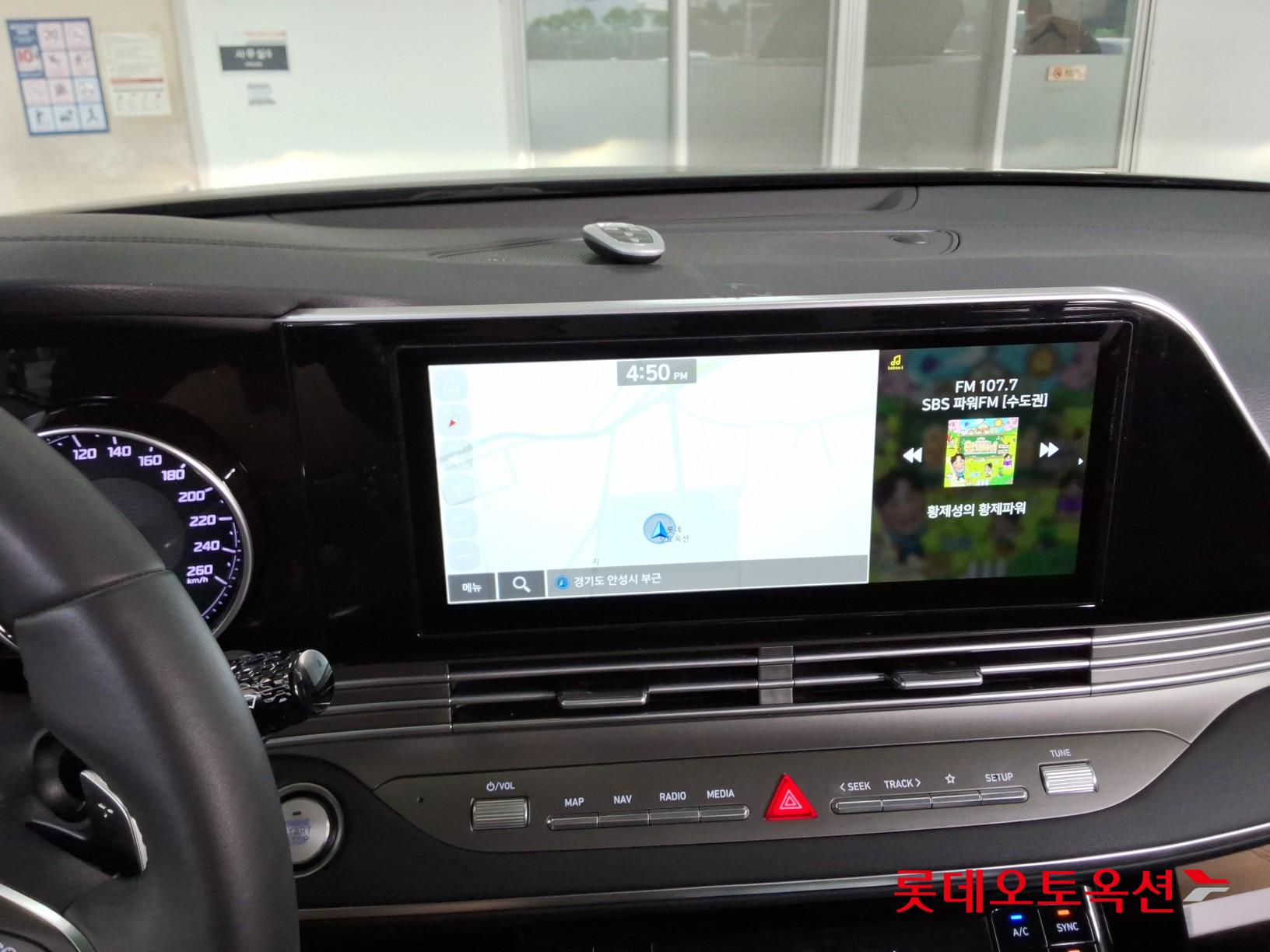 Hyundai Grandeur - 32