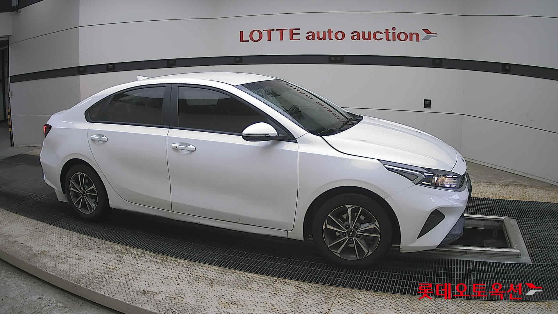 Kia K3 - 22
