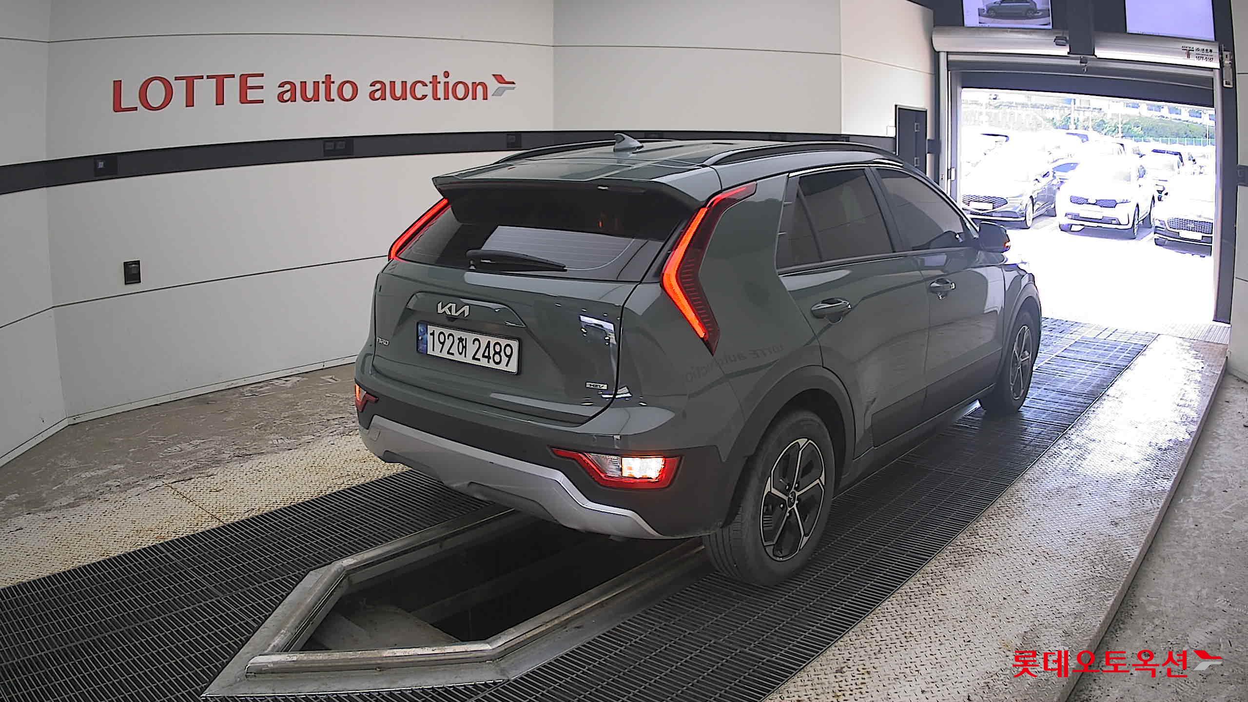 2023 - kia niro