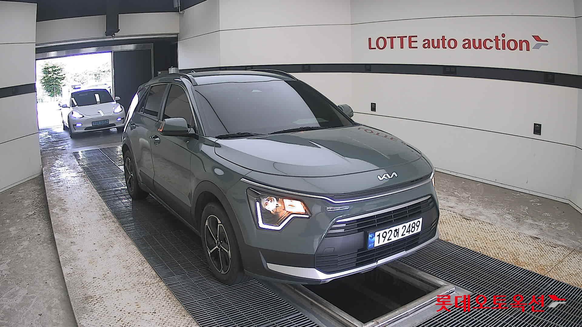2023 - kia niro