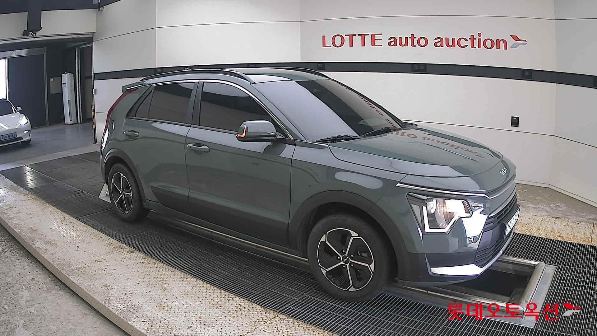 2023 - kia niro