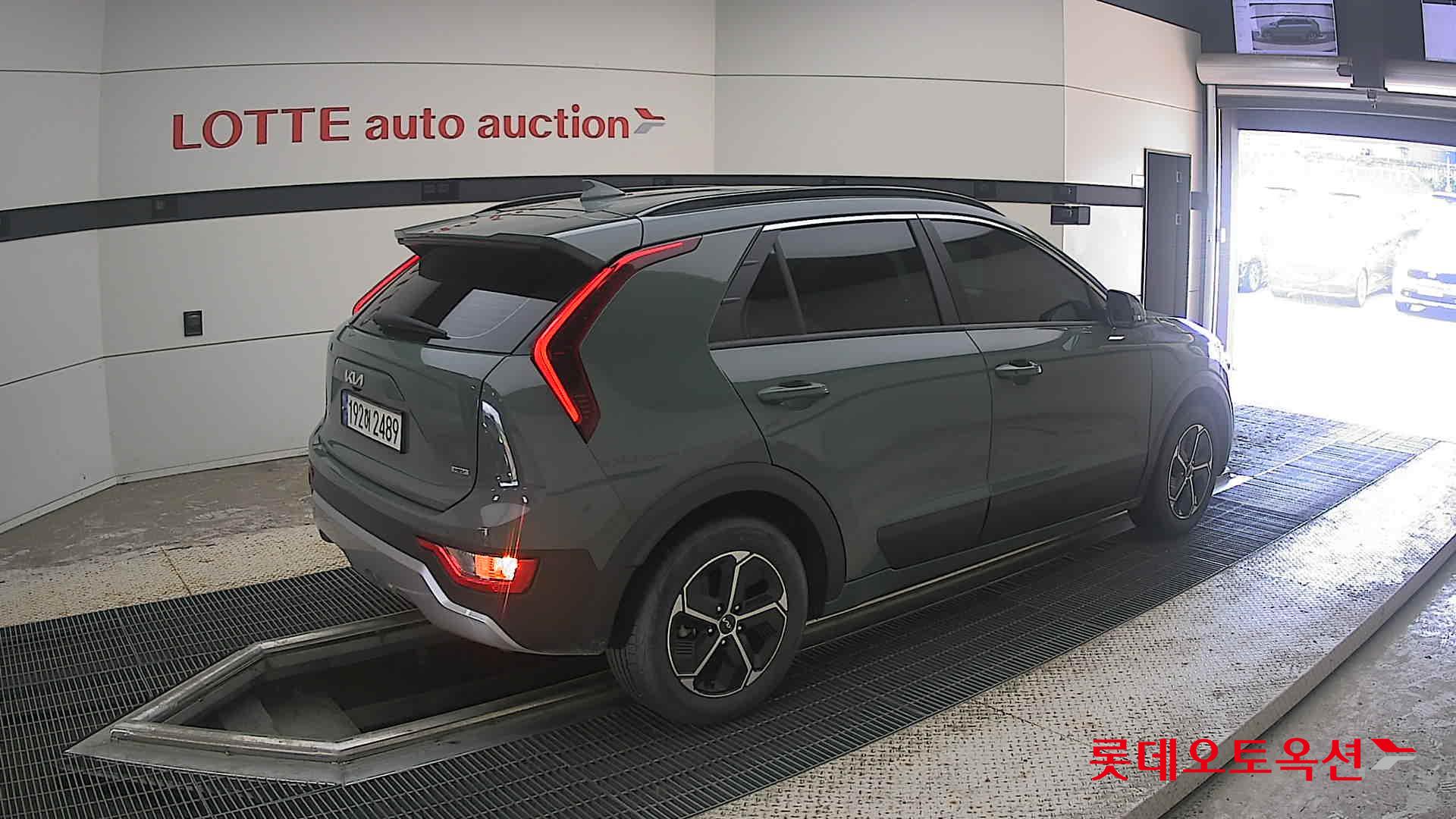 2023 - kia niro