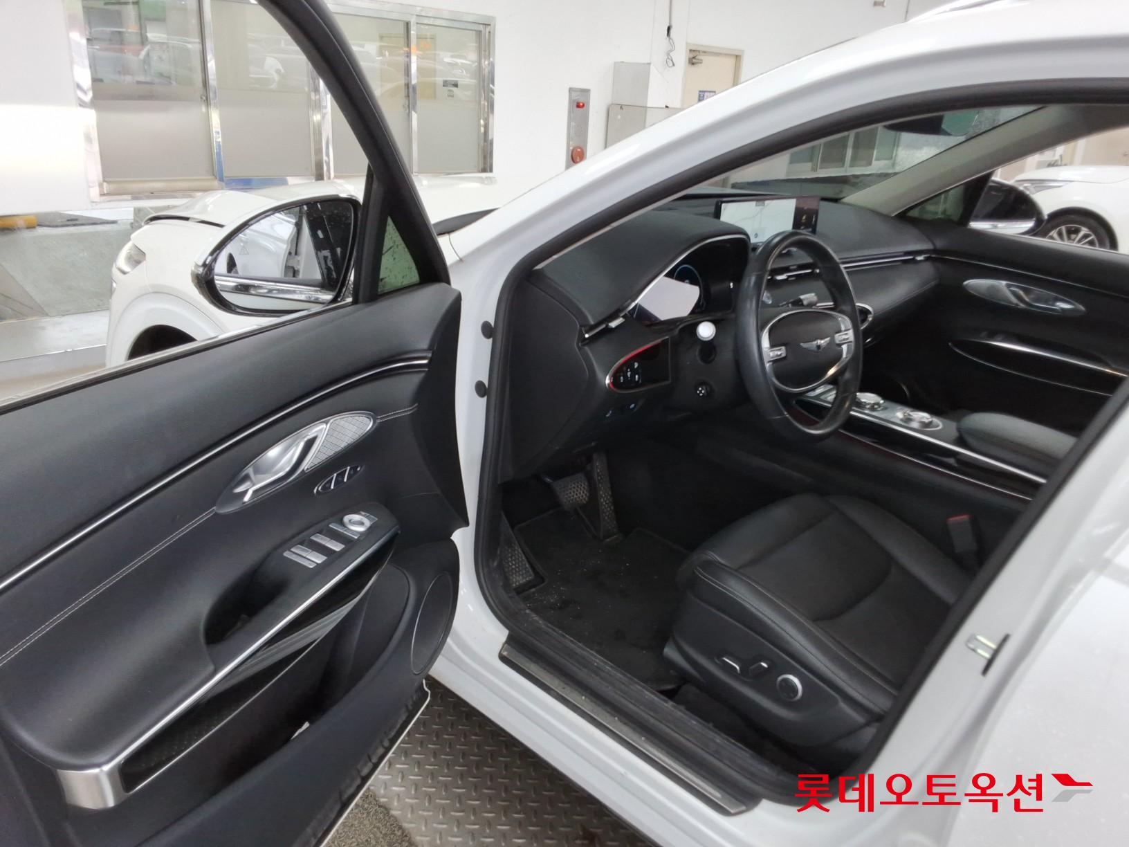 Genesis GV70 - 35