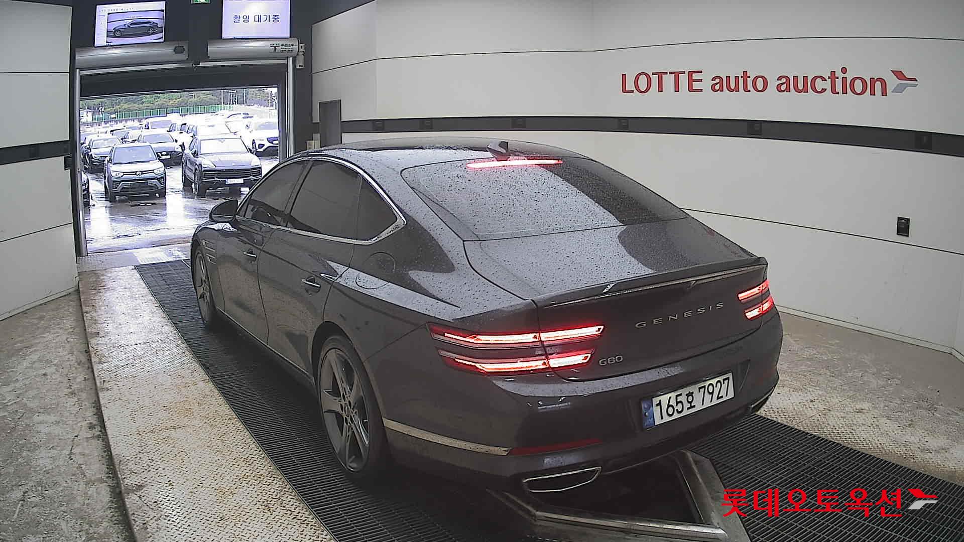 Genesis G80 - 16