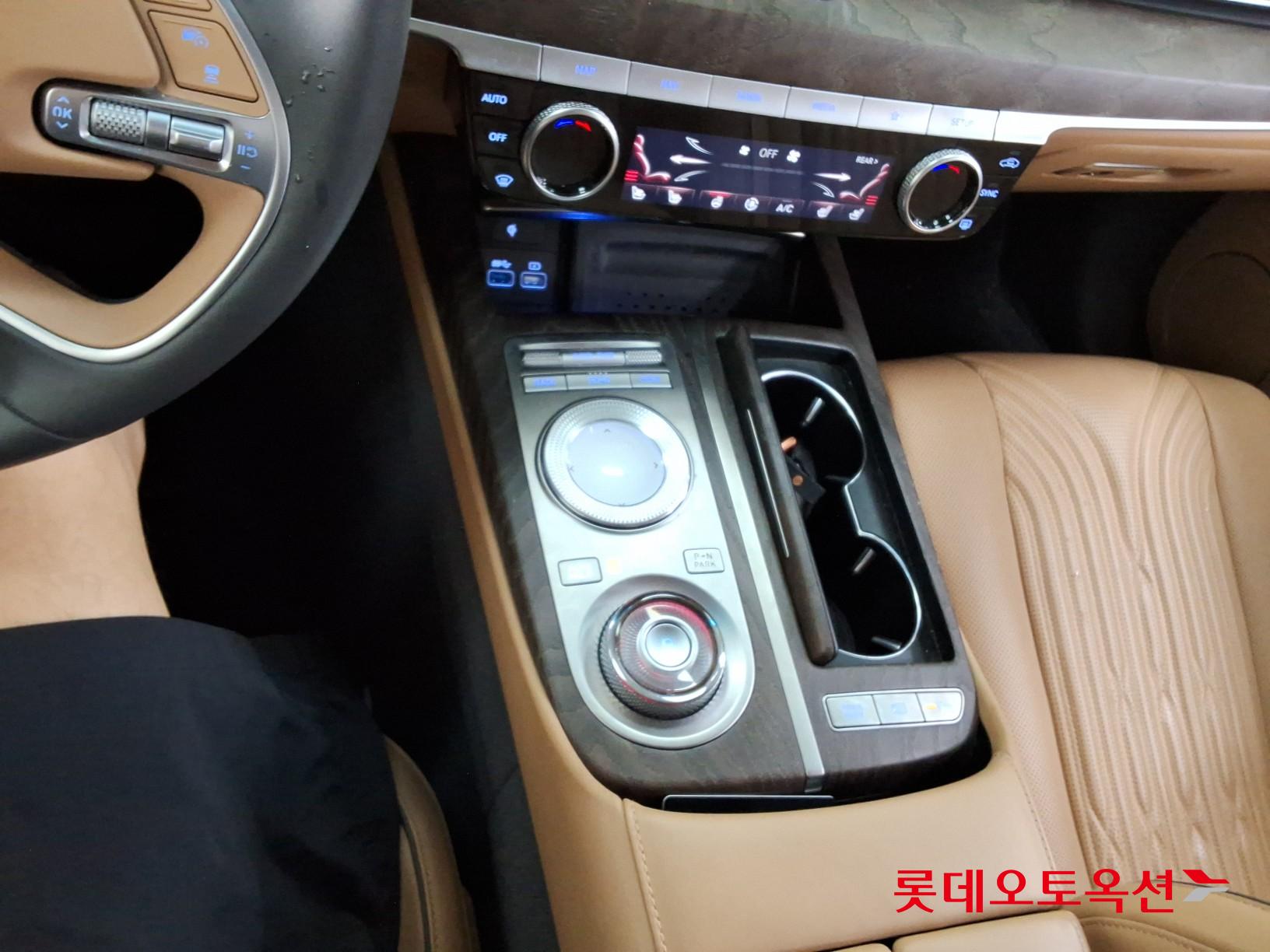 Genesis G80 - 32