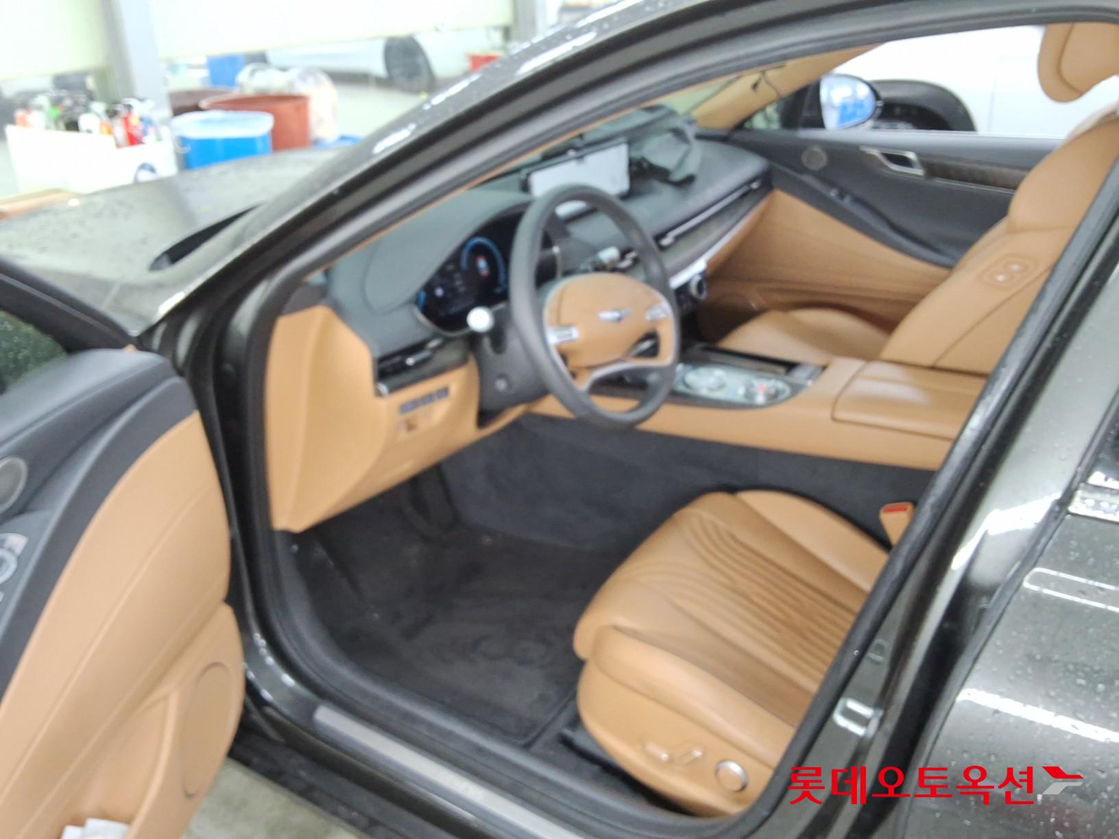 Genesis G80 - 35