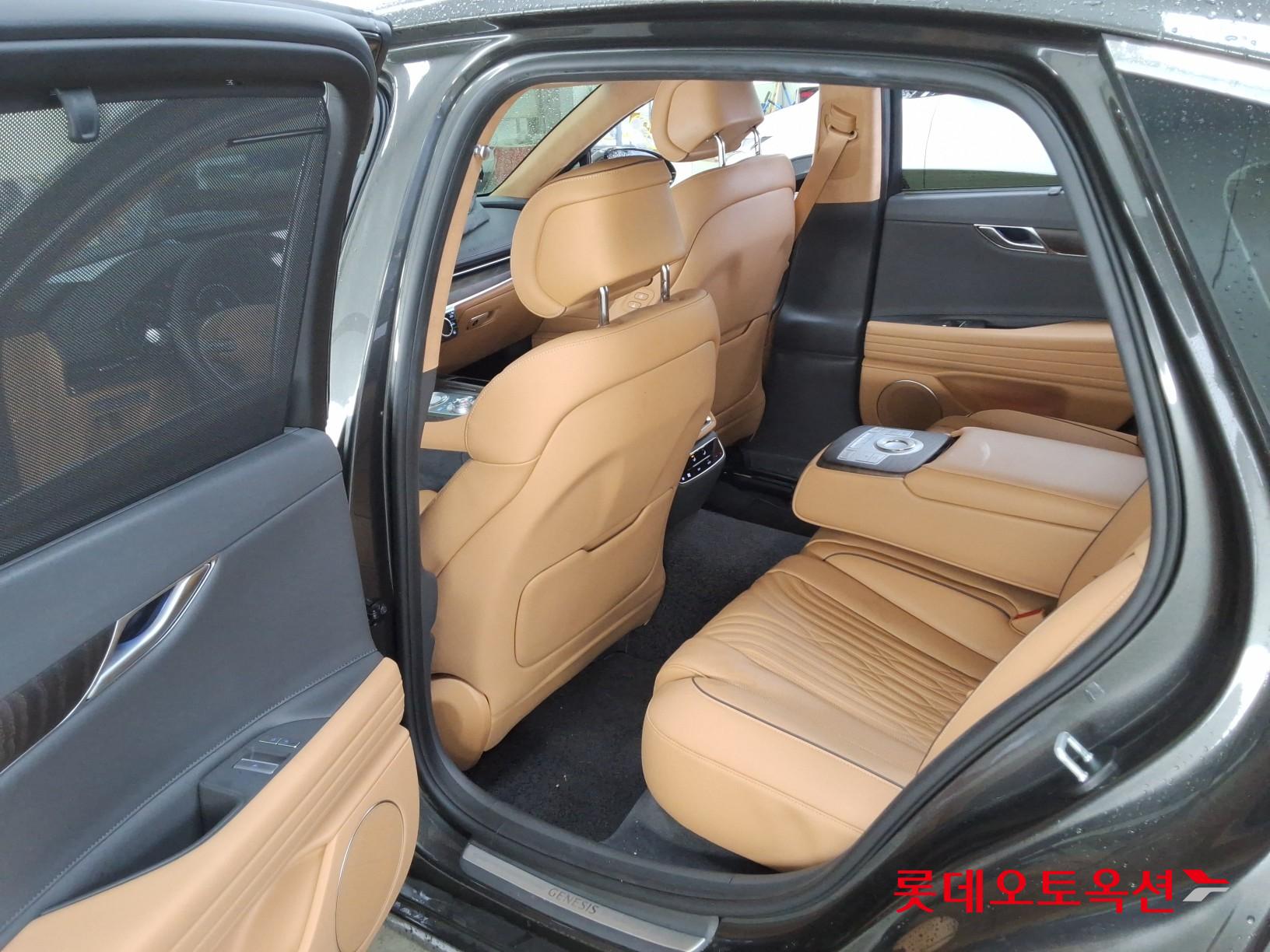 Genesis G80 - 36