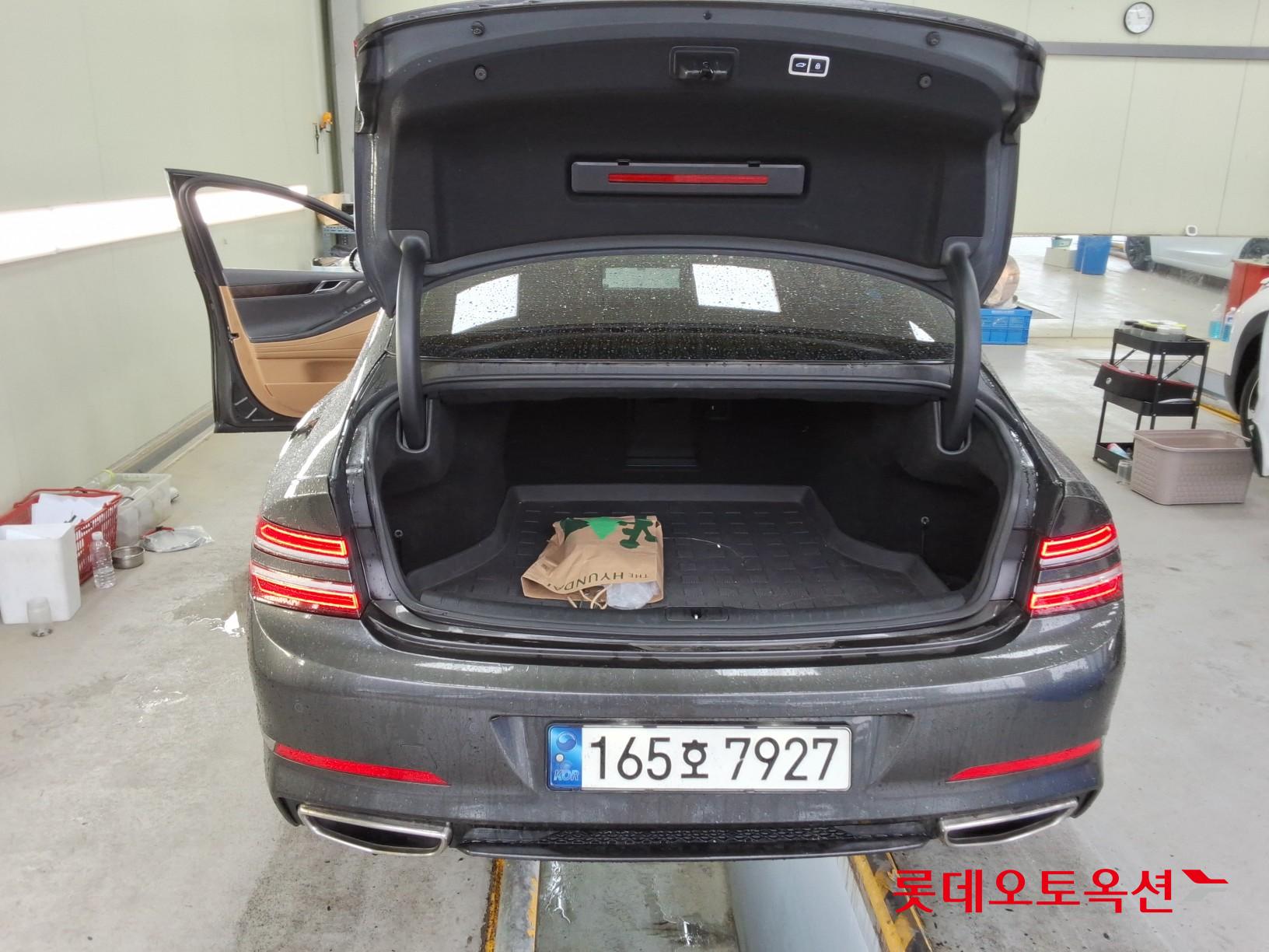 Genesis G80 - 9