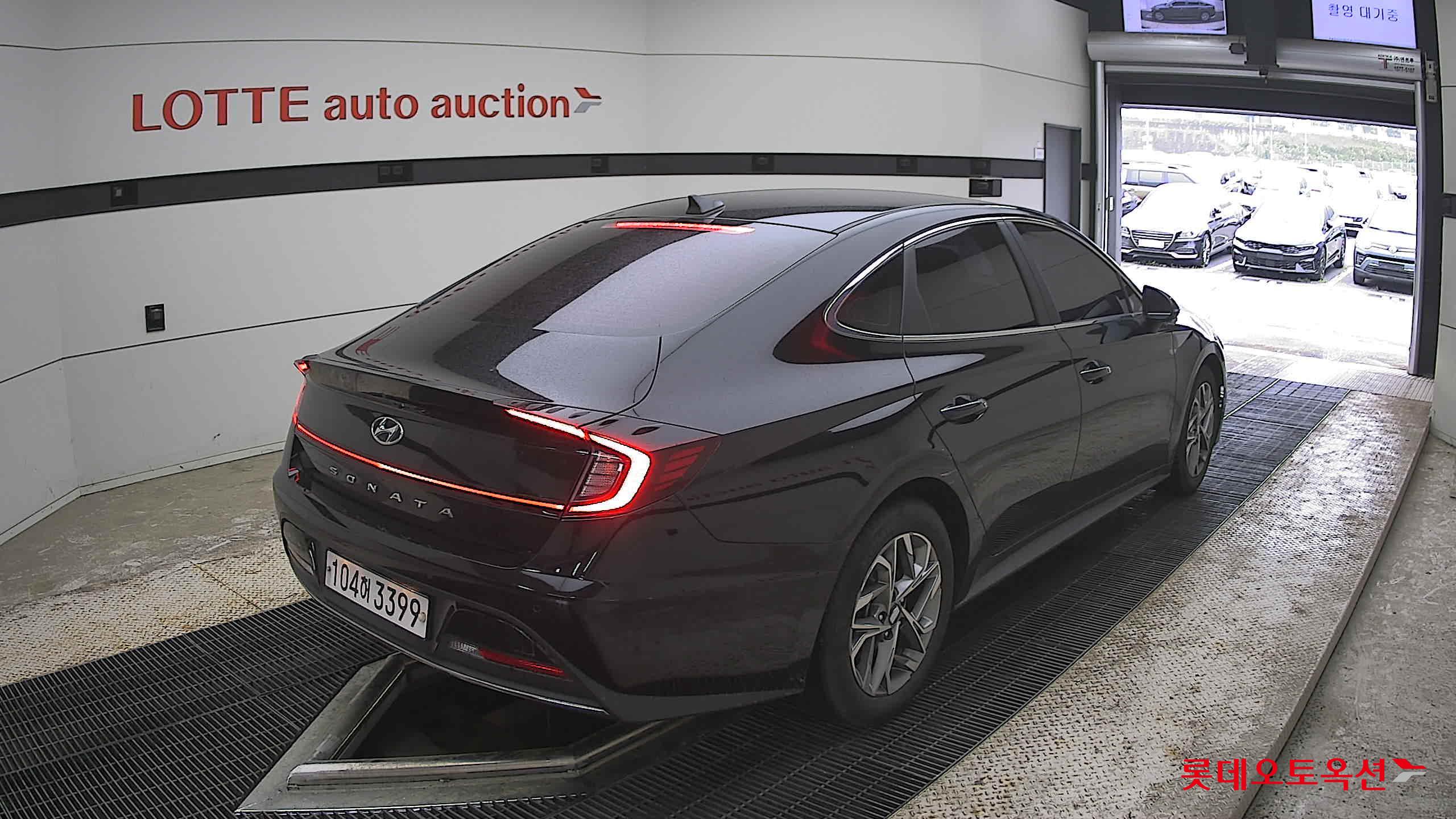 Hyundai Sonata - 5