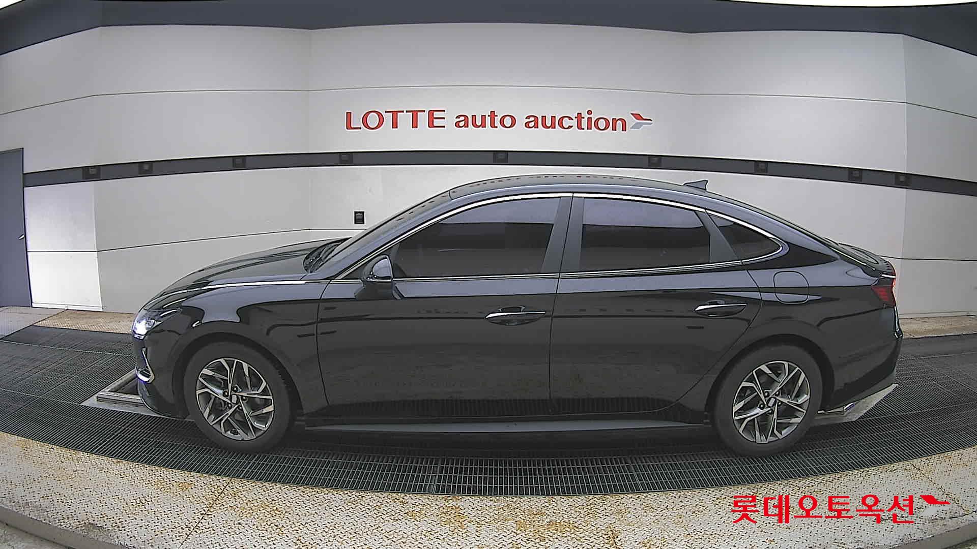 Hyundai Sonata - 13