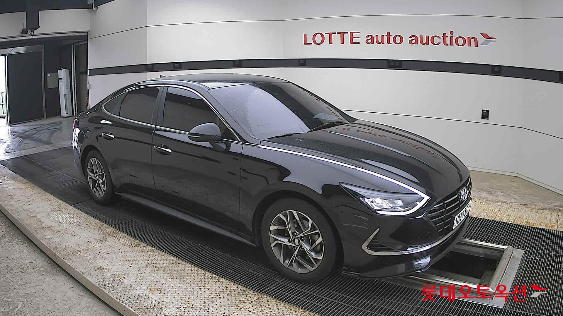 Hyundai Sonata - 23