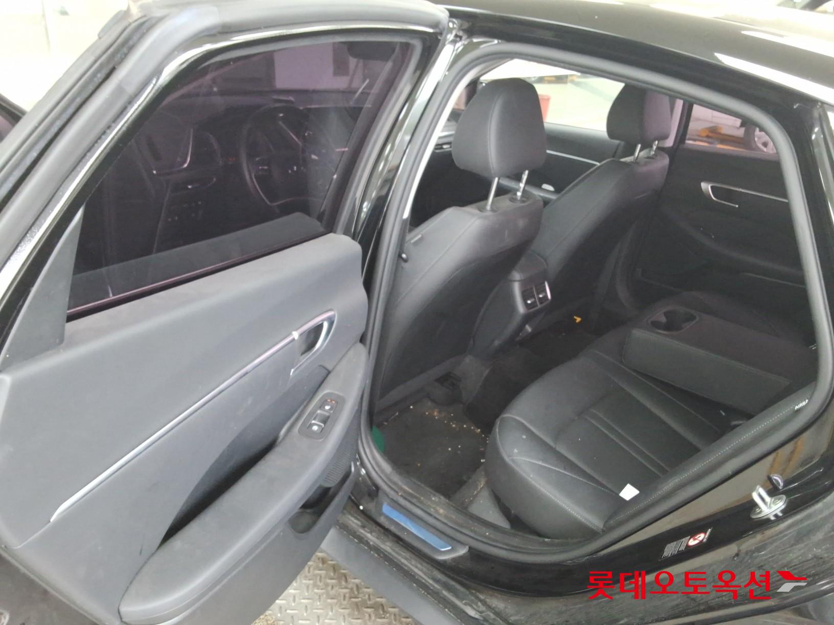 Hyundai Sonata - 37
