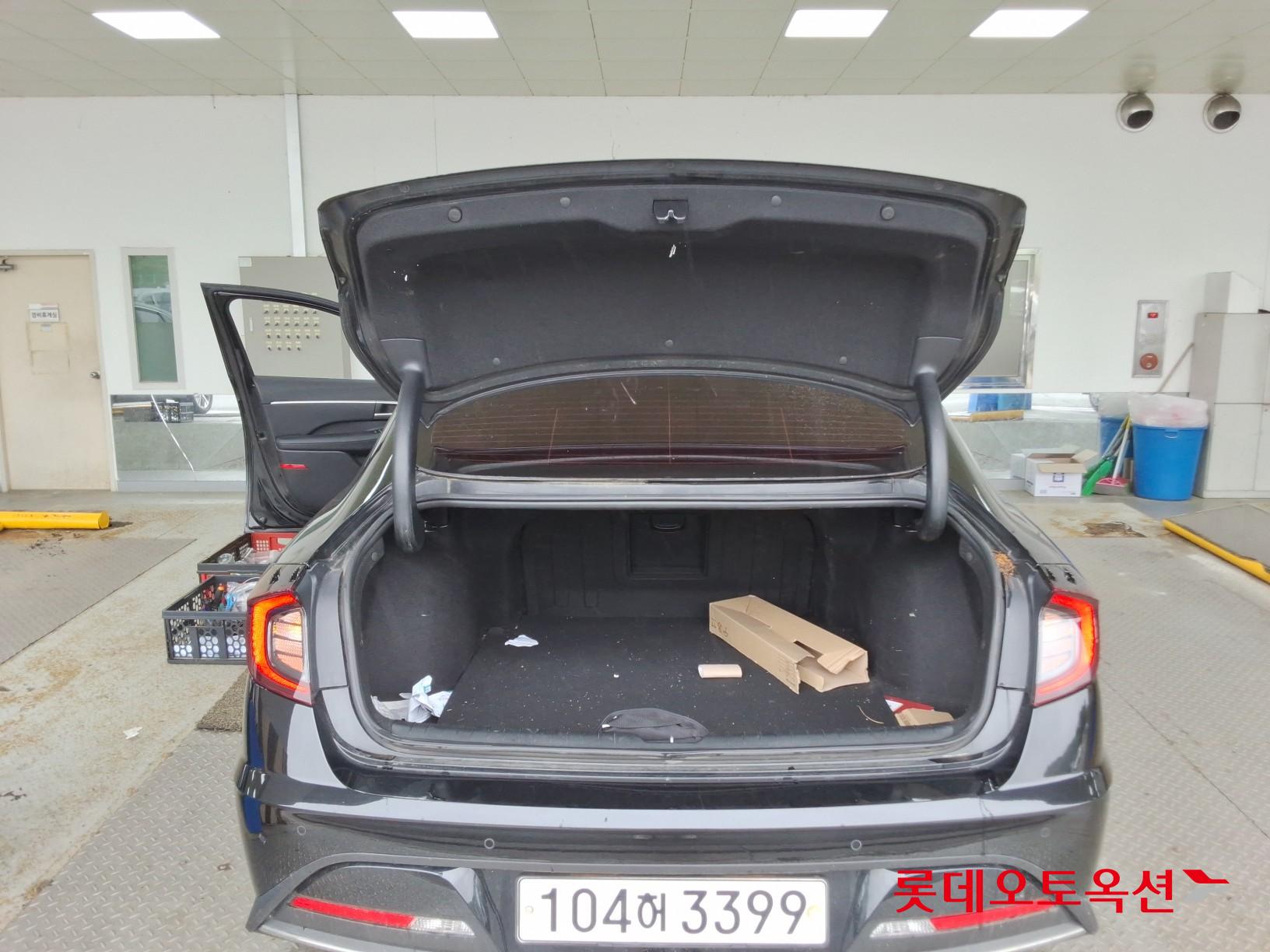 Hyundai Sonata - 9