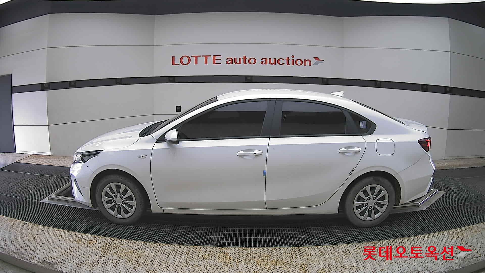 Kia K3 - 13
