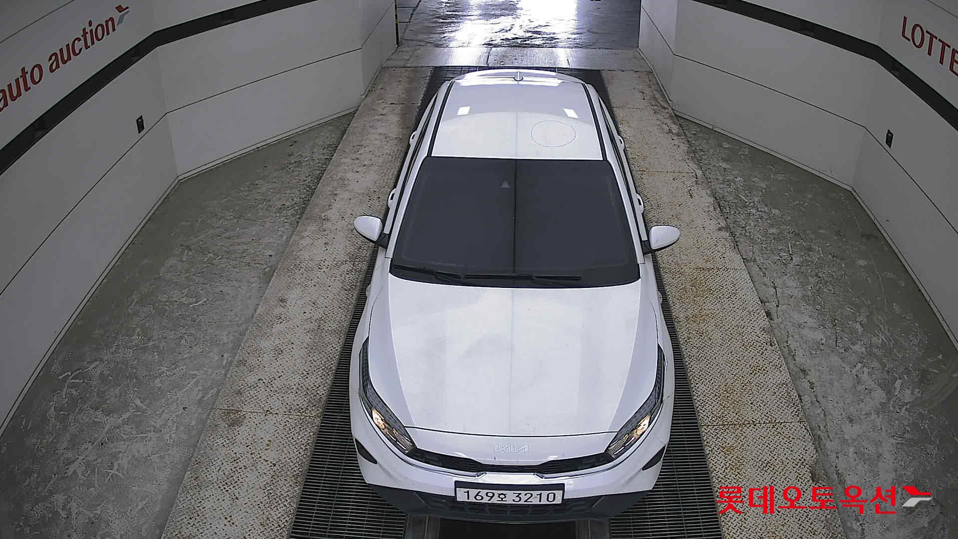 Kia K3 - 7