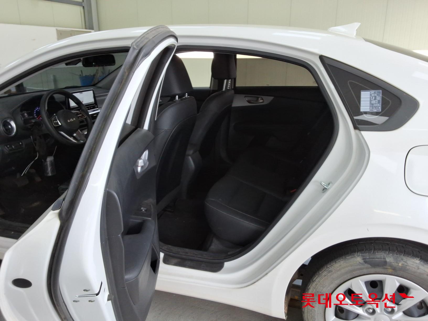 Kia K3 - 38