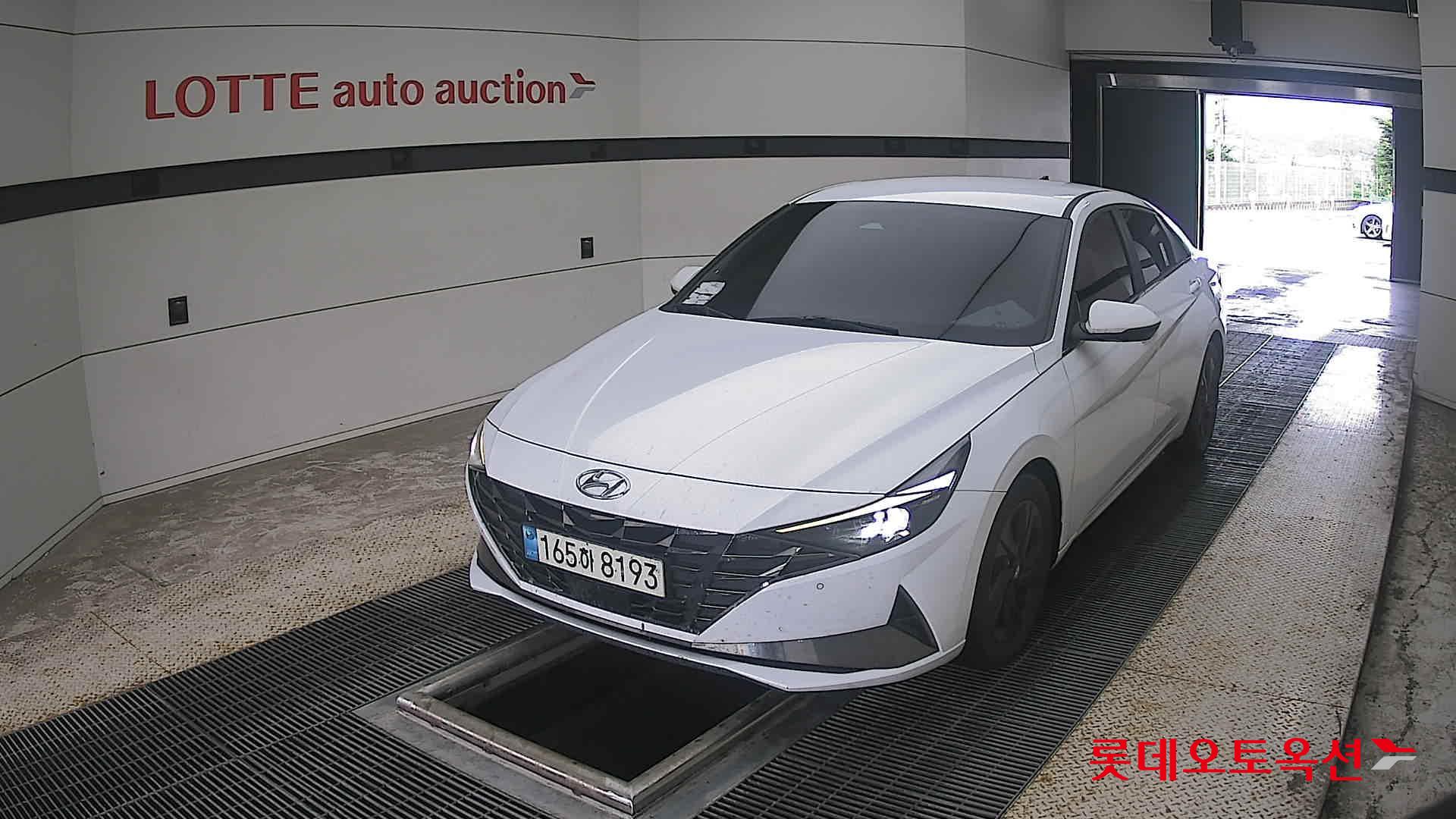 2022 - hyundai avante