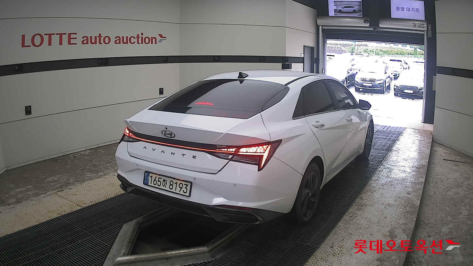 2022 - hyundai avante