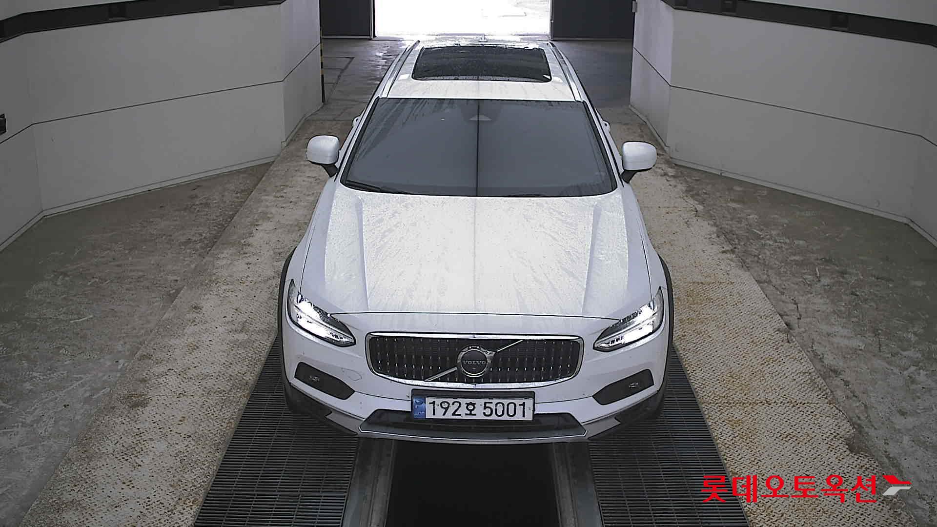 VOLVO V90 B5 CROSSCOUNTRY PRO (G)
