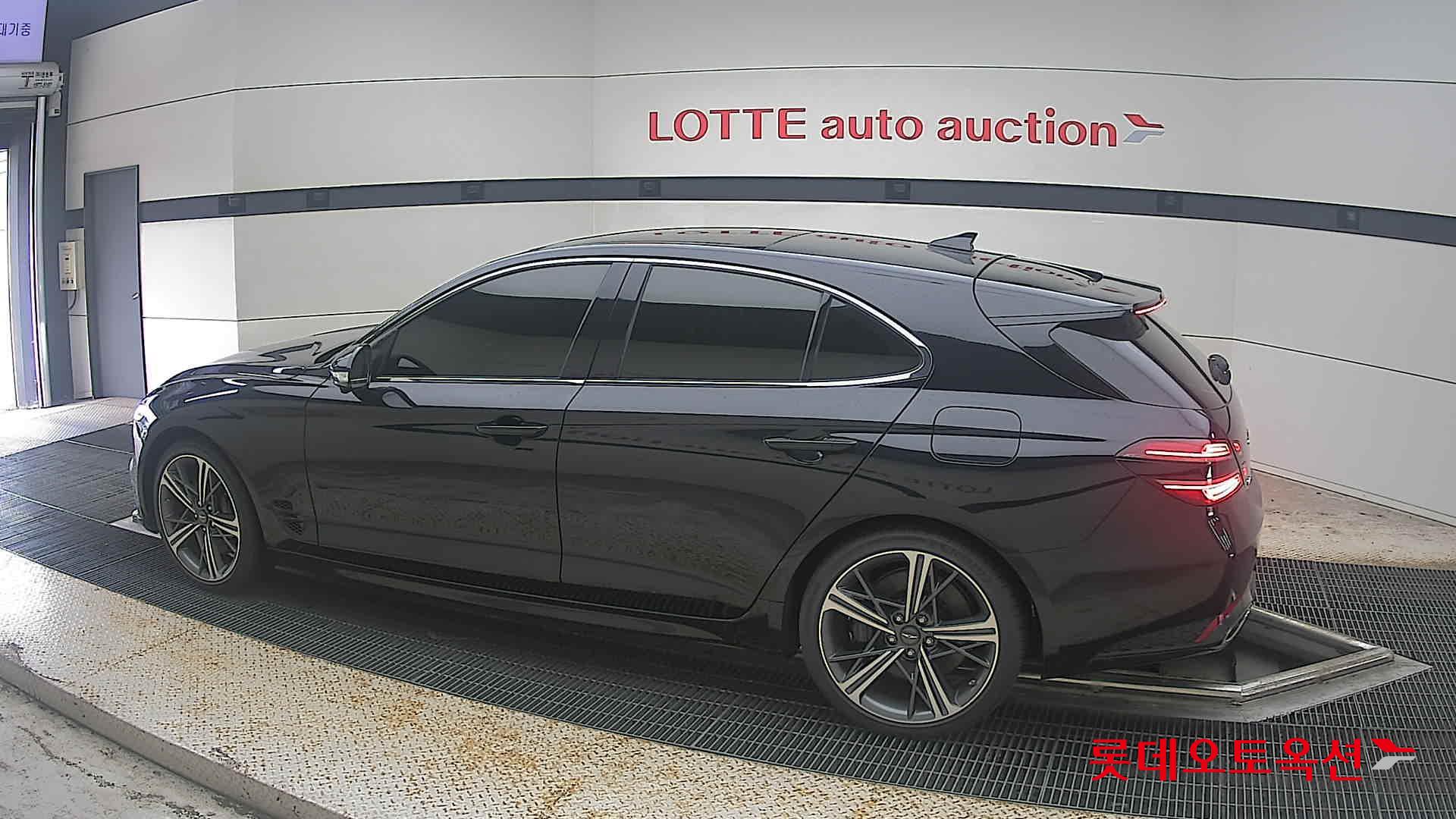 جينيسيس جينيسيس G70 2025 2.5T AT