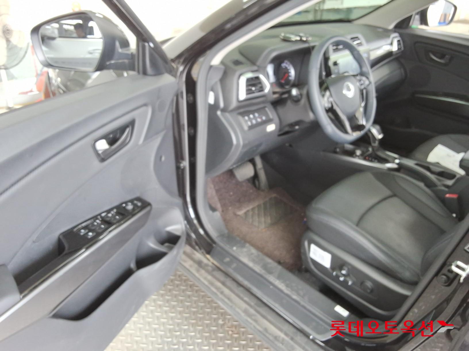 2025 - ssangyong tivoli