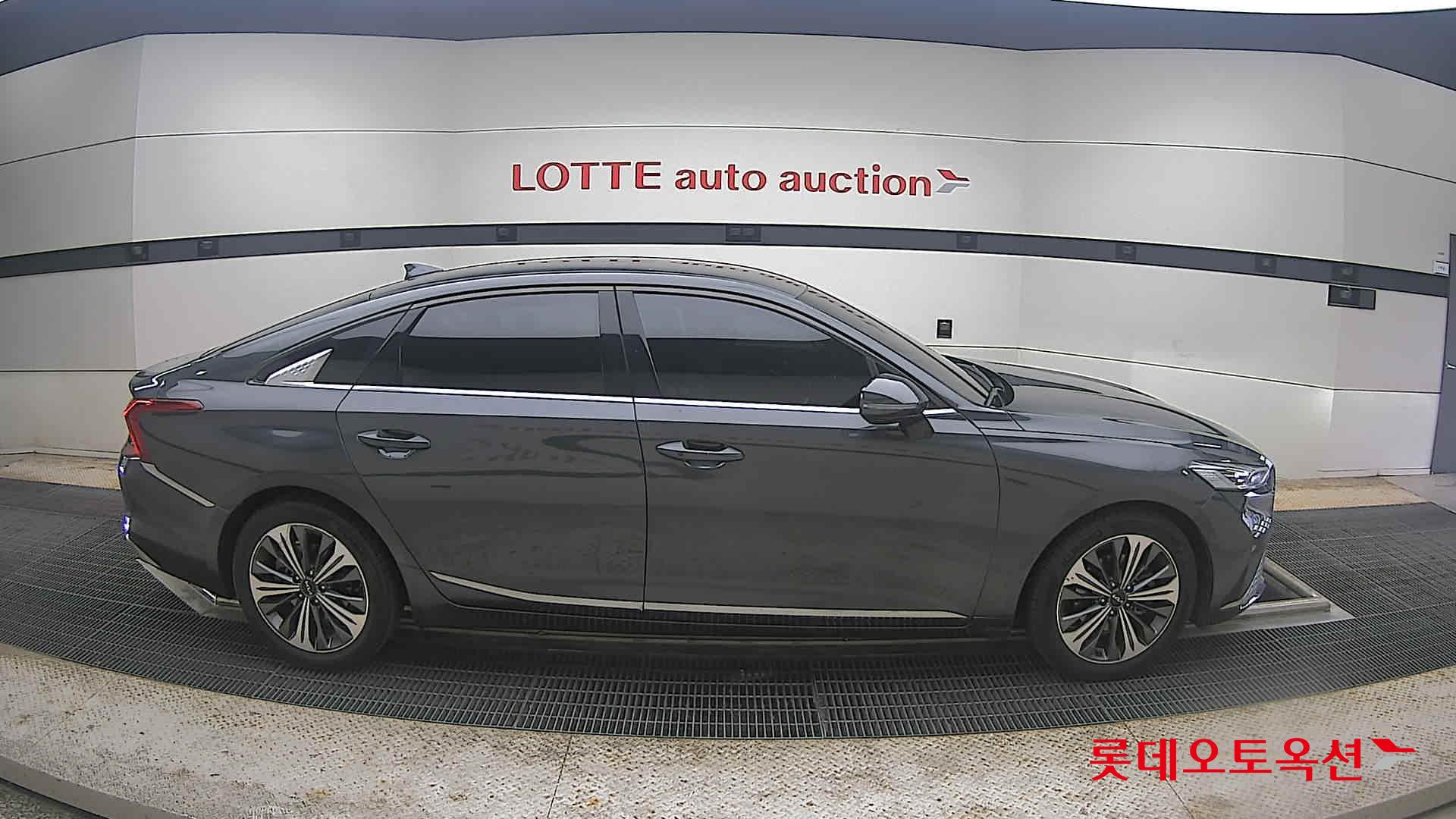 2023 - kia k8