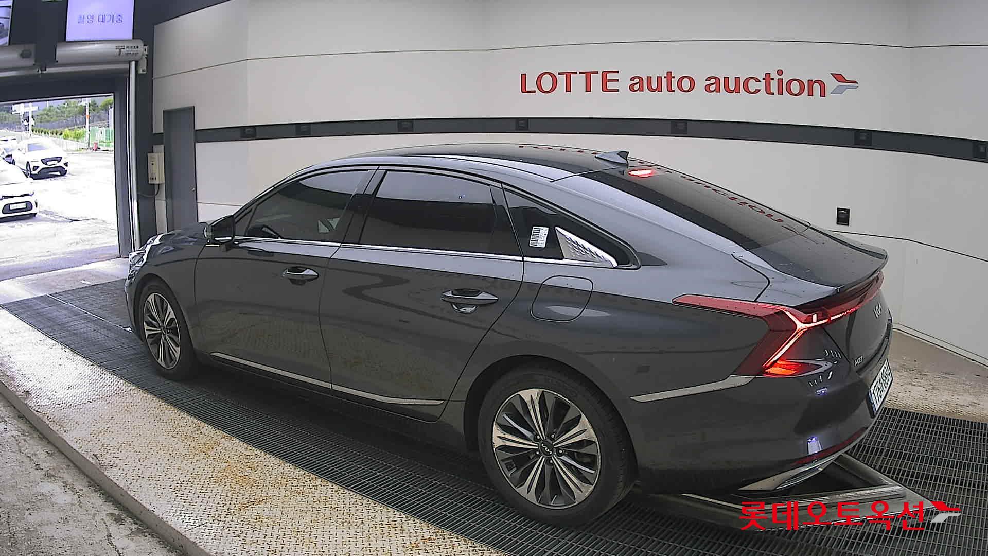 2023 - kia k8