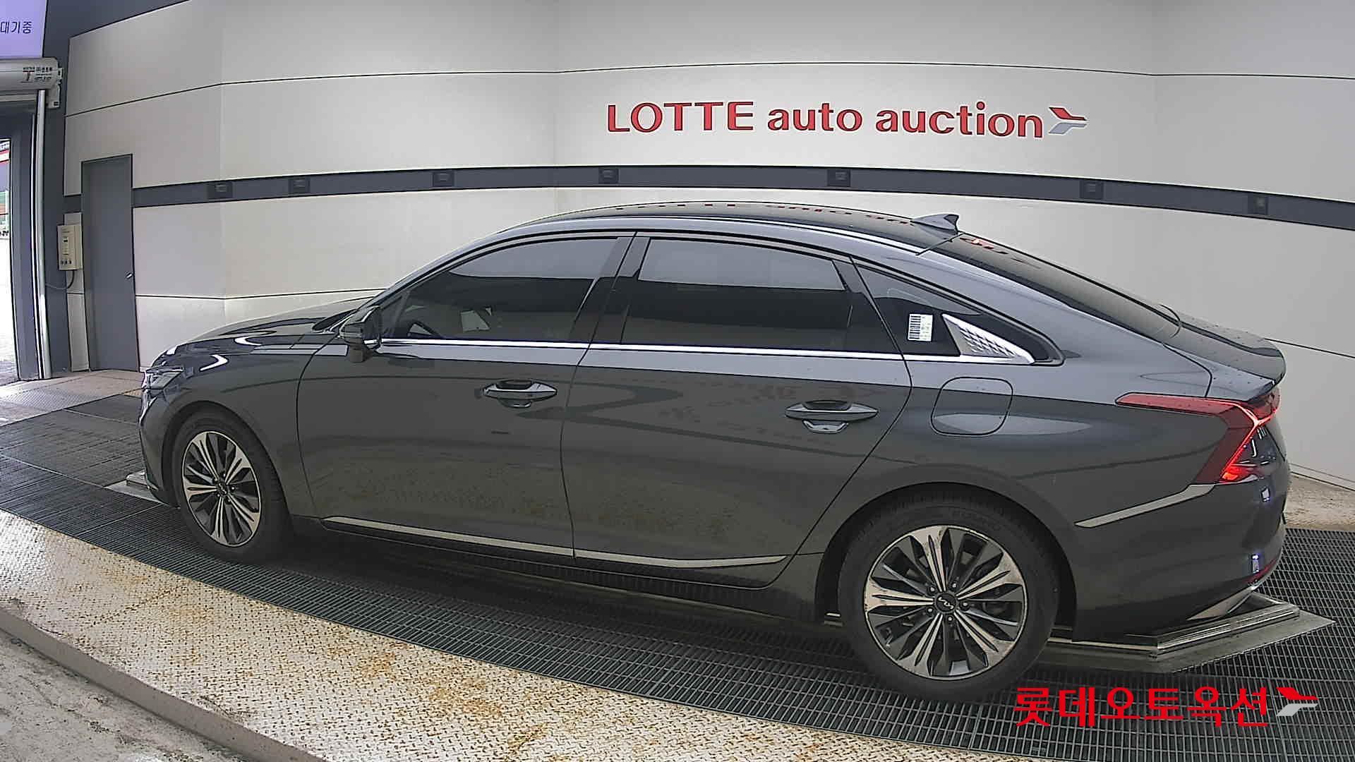 2023 - kia k8