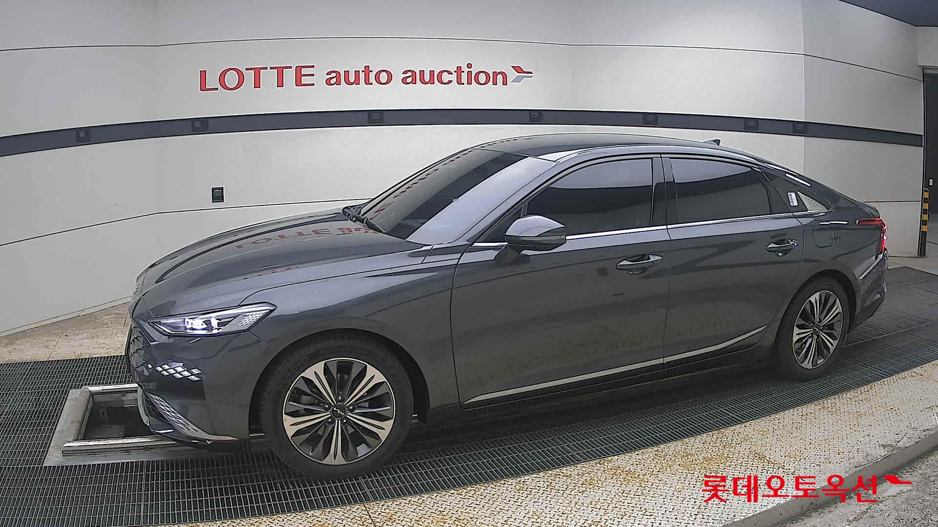 2023 - kia k8