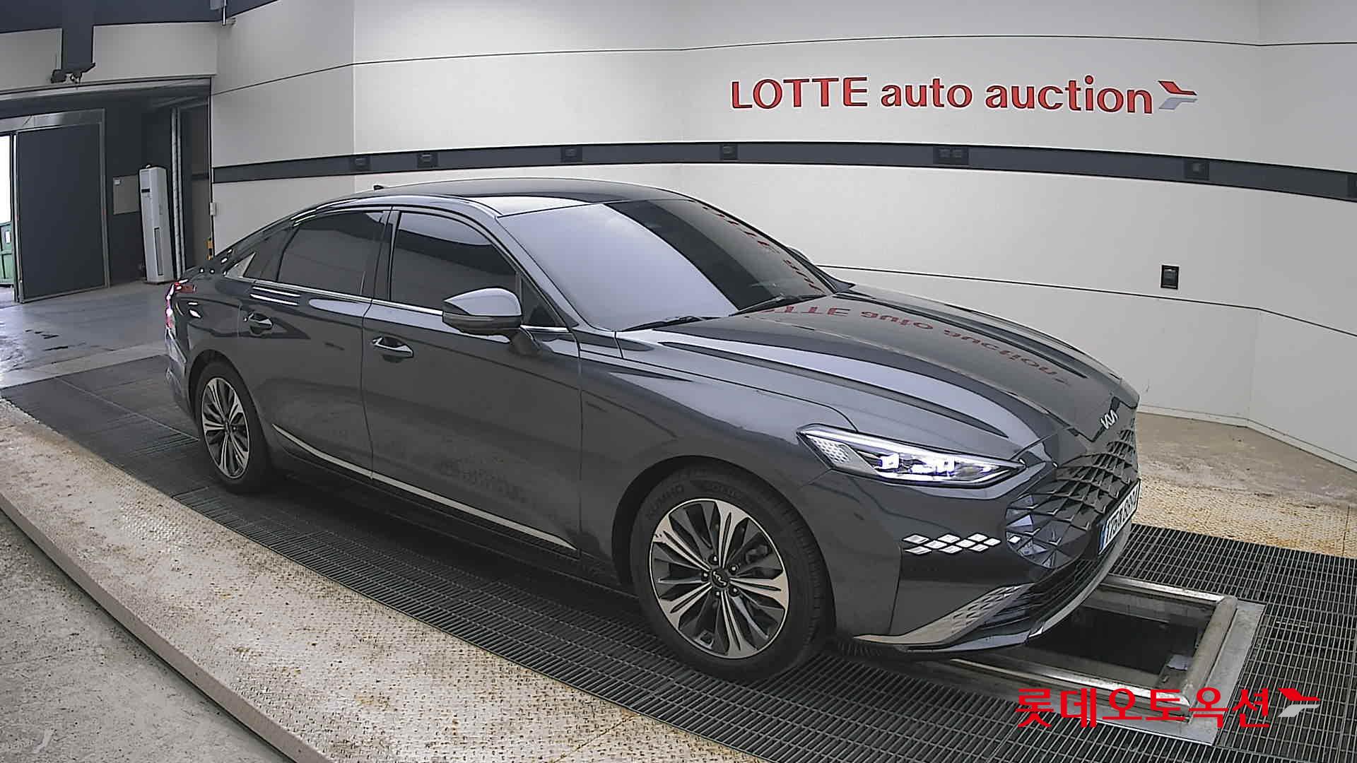 2023 - kia k8