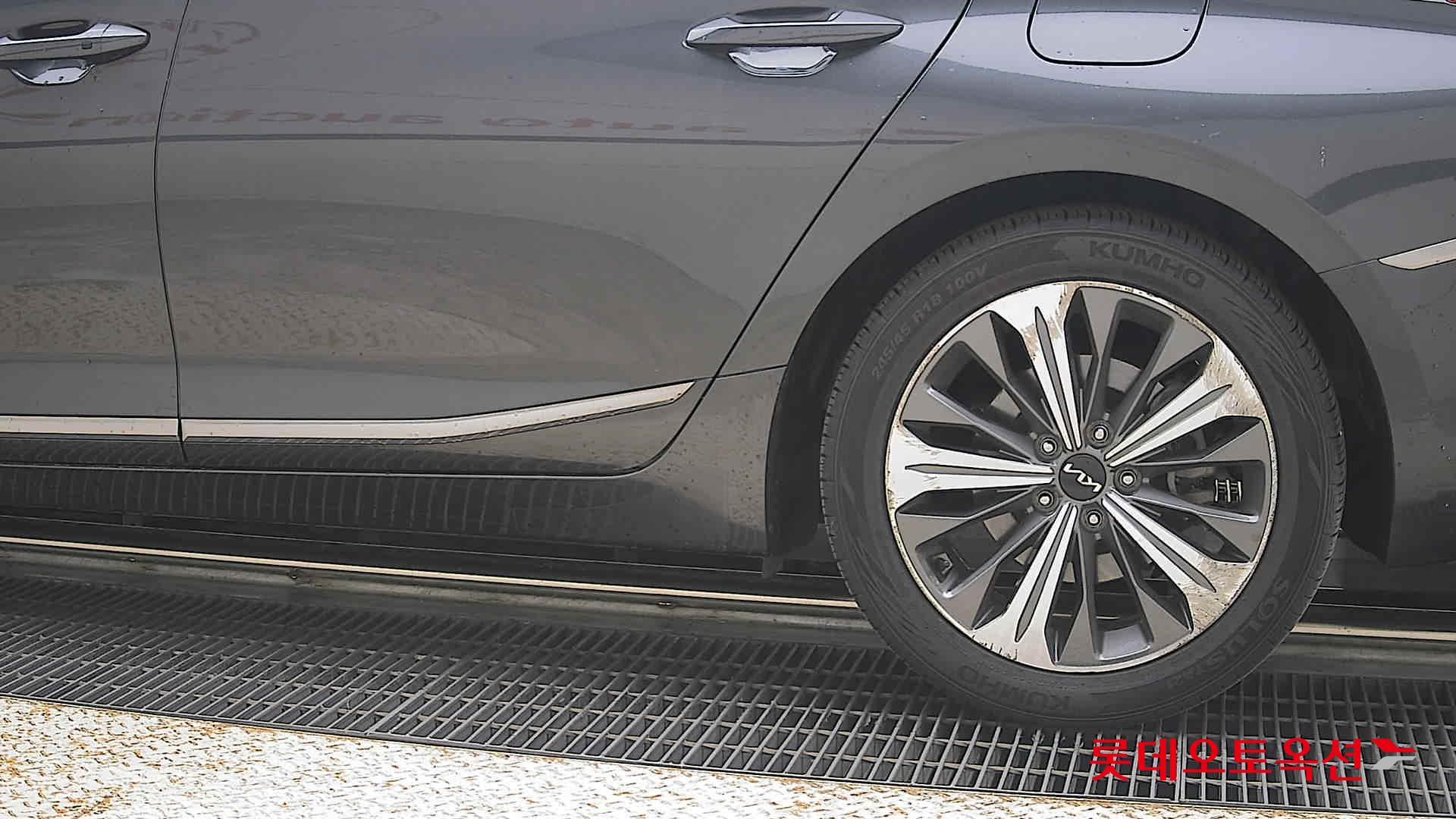2023 - kia k8