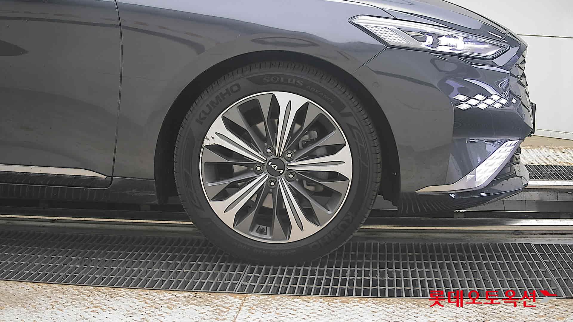 2023 - kia k8