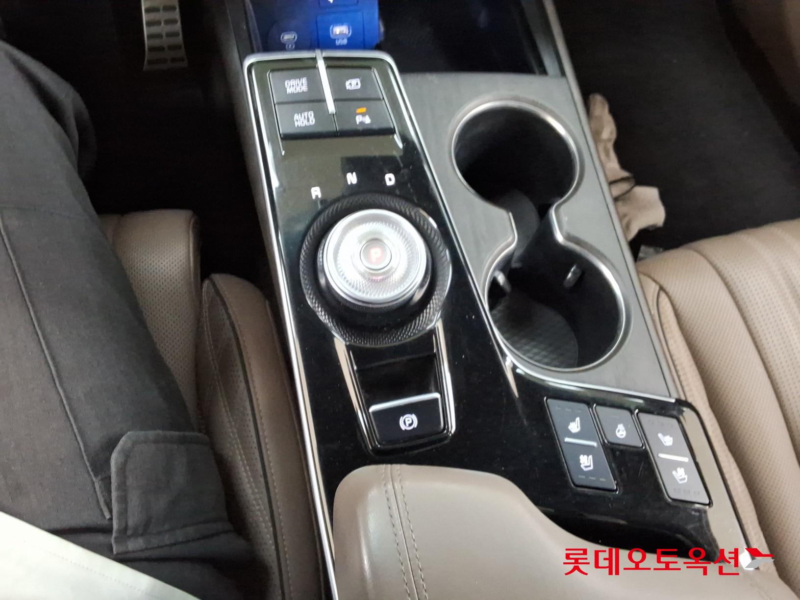 2023 - kia k8