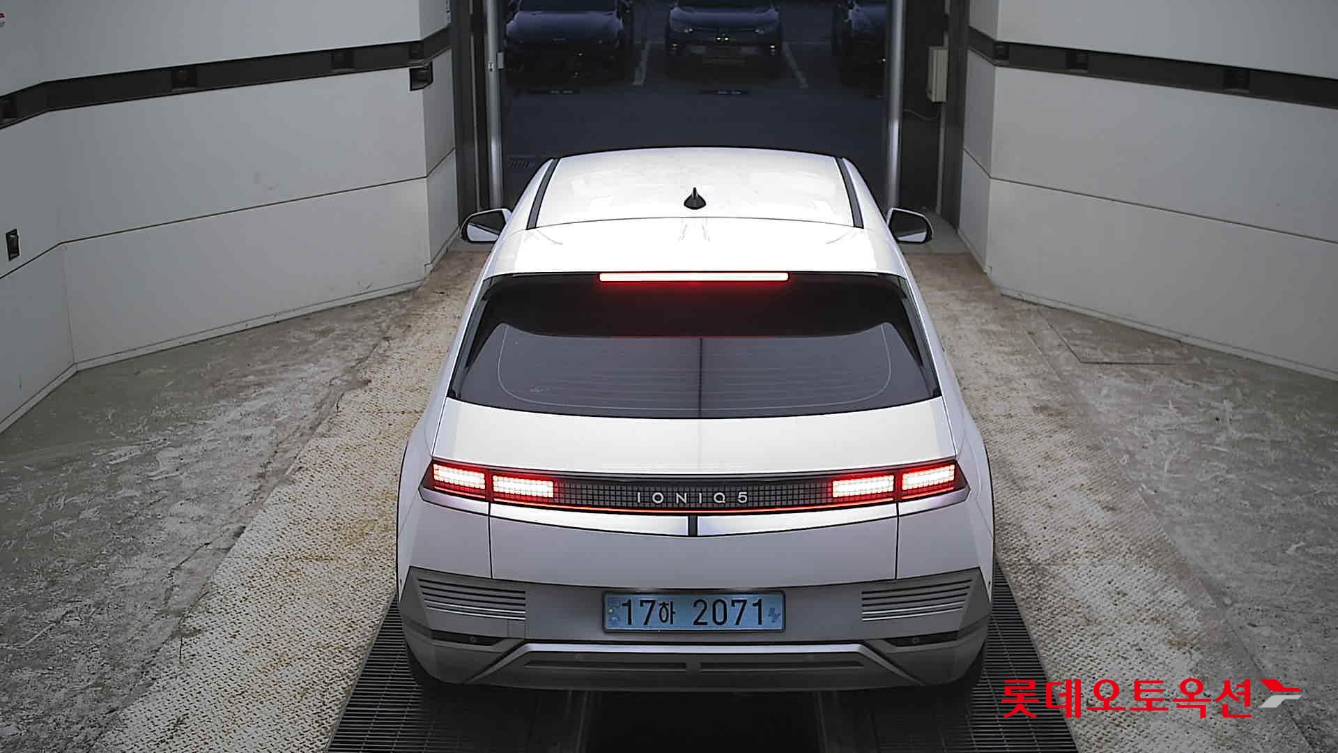 Hyundai Ioniq 5 - 17