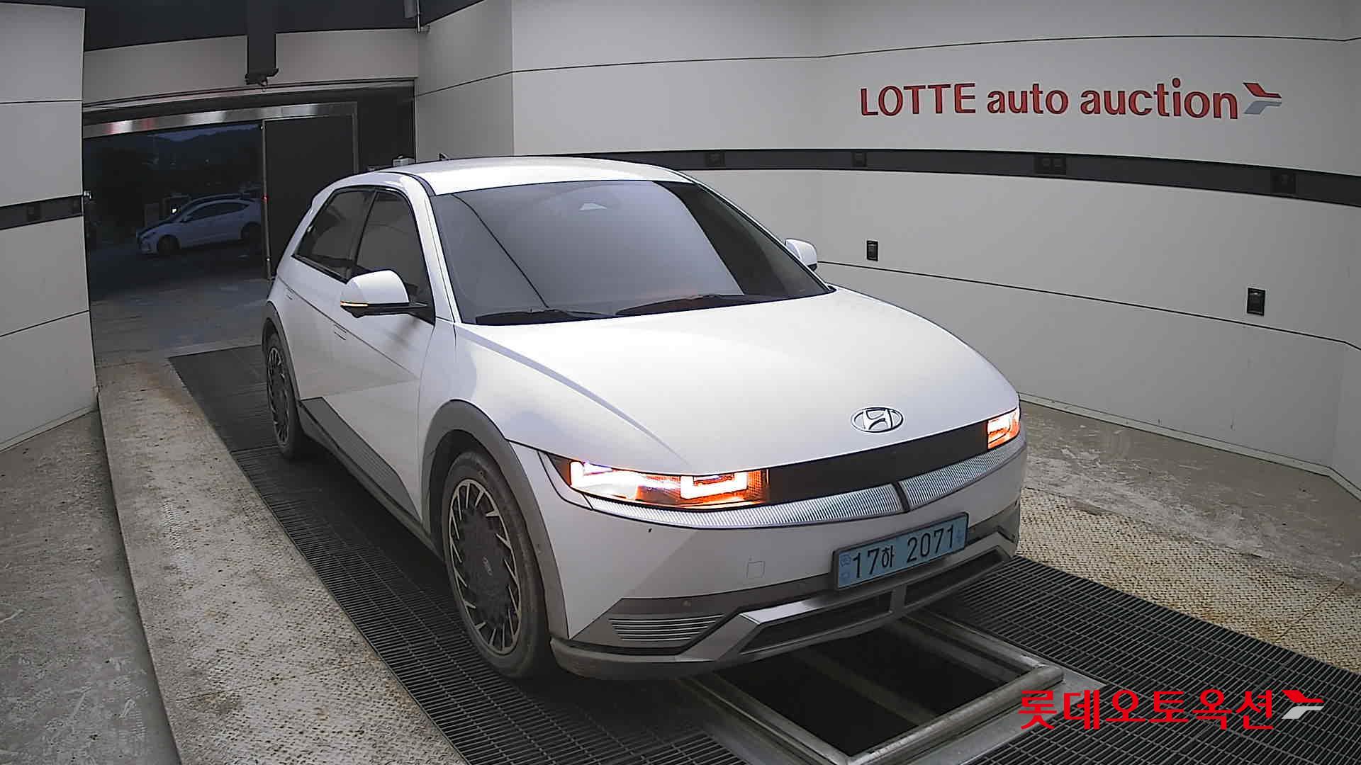 Hyundai Ioniq 5 - 24