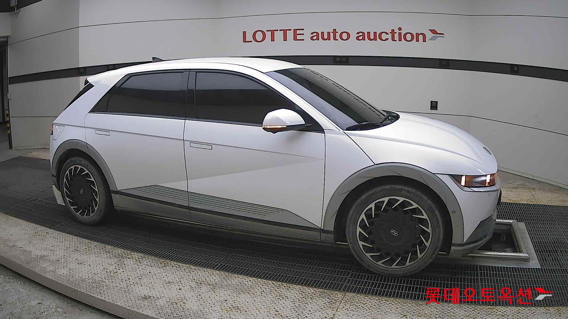 Hyundai Ioniq 5 - 22