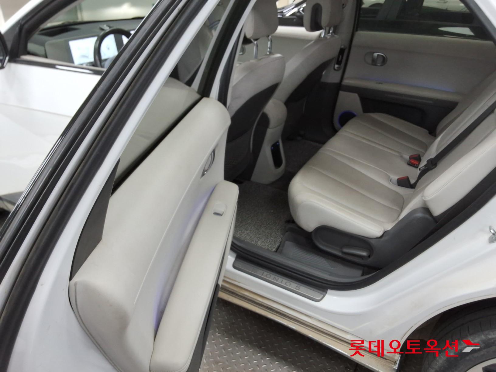 Hyundai Ioniq 5 - 38